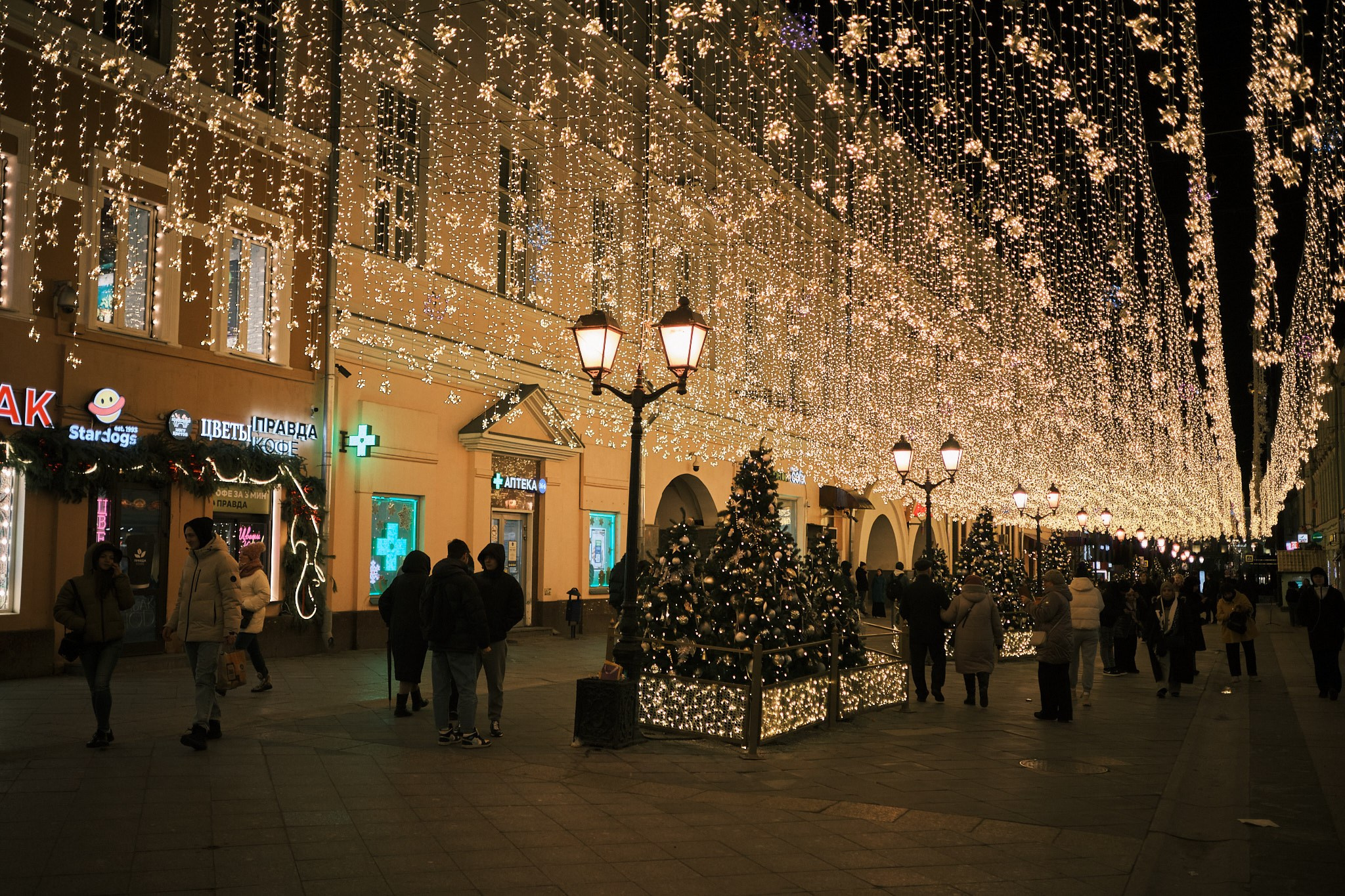 Москва без снега. Фотографъ Сергѣевъ. Поймать мгновеніе