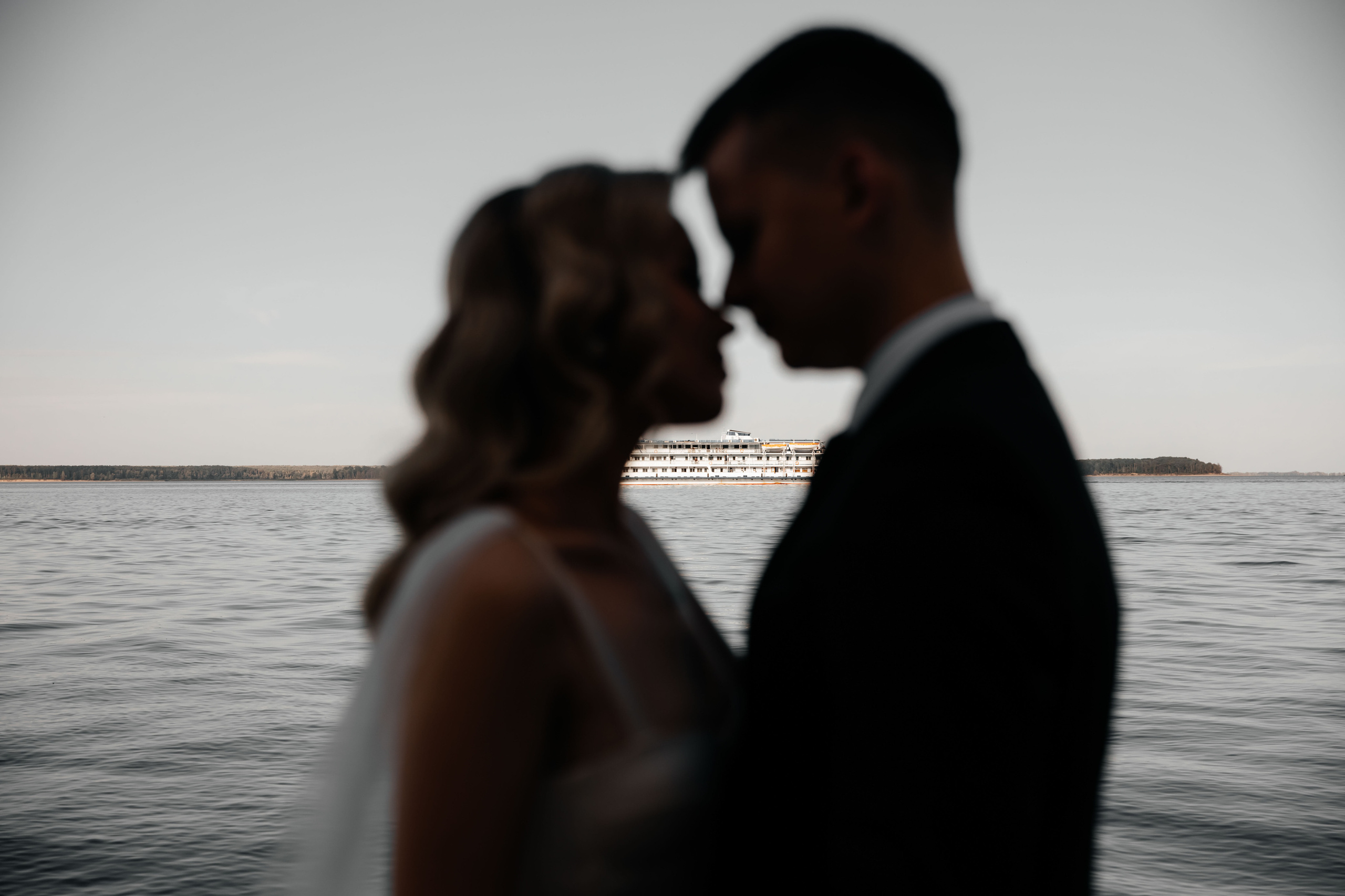 Послесвадебная фотосессия на Камском устье. Свадебный фотограф Казань Чебоксары Москва