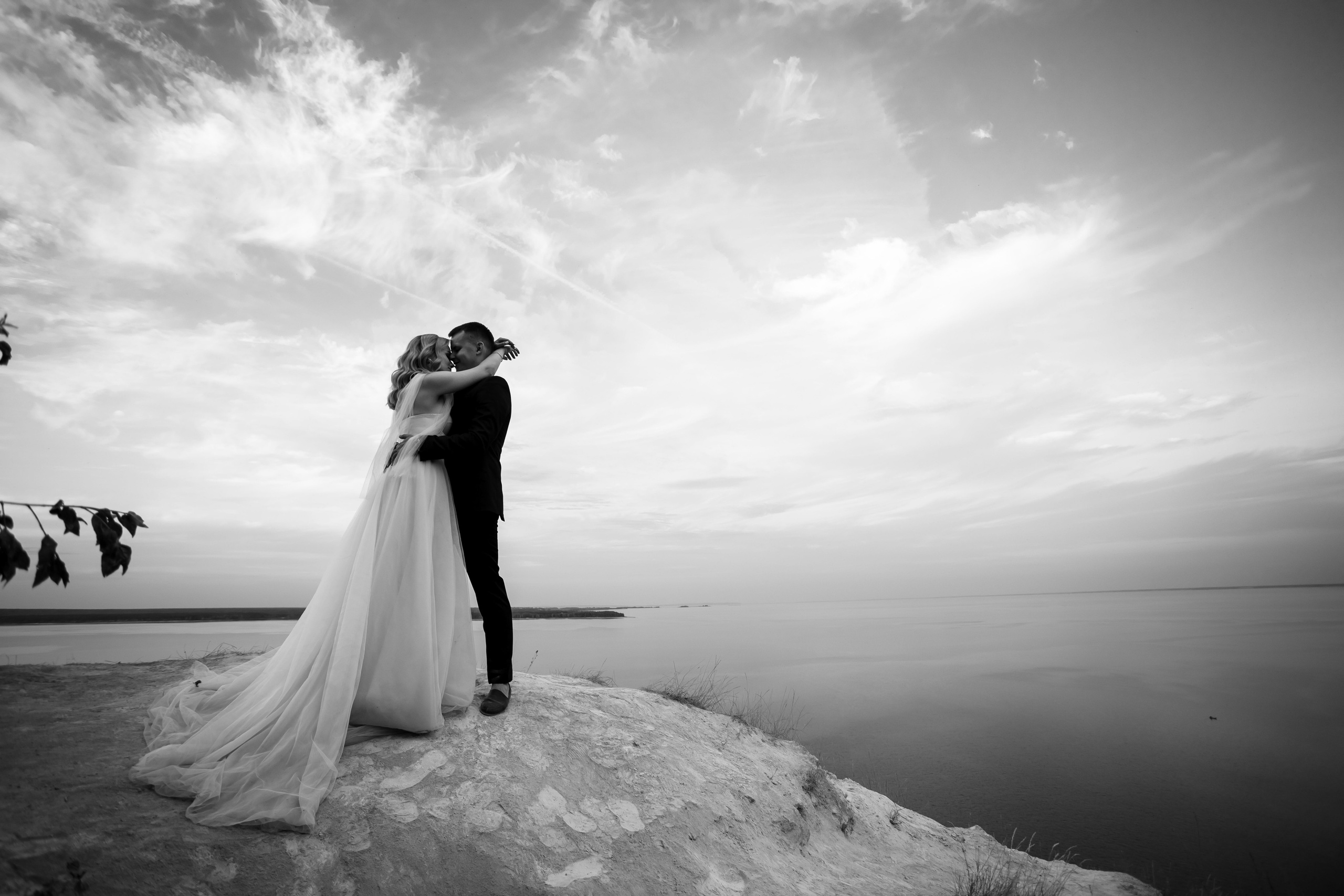 Послесвадебная фотосессия на Камском устье. Свадебный фотограф Казань Чебоксары Москва