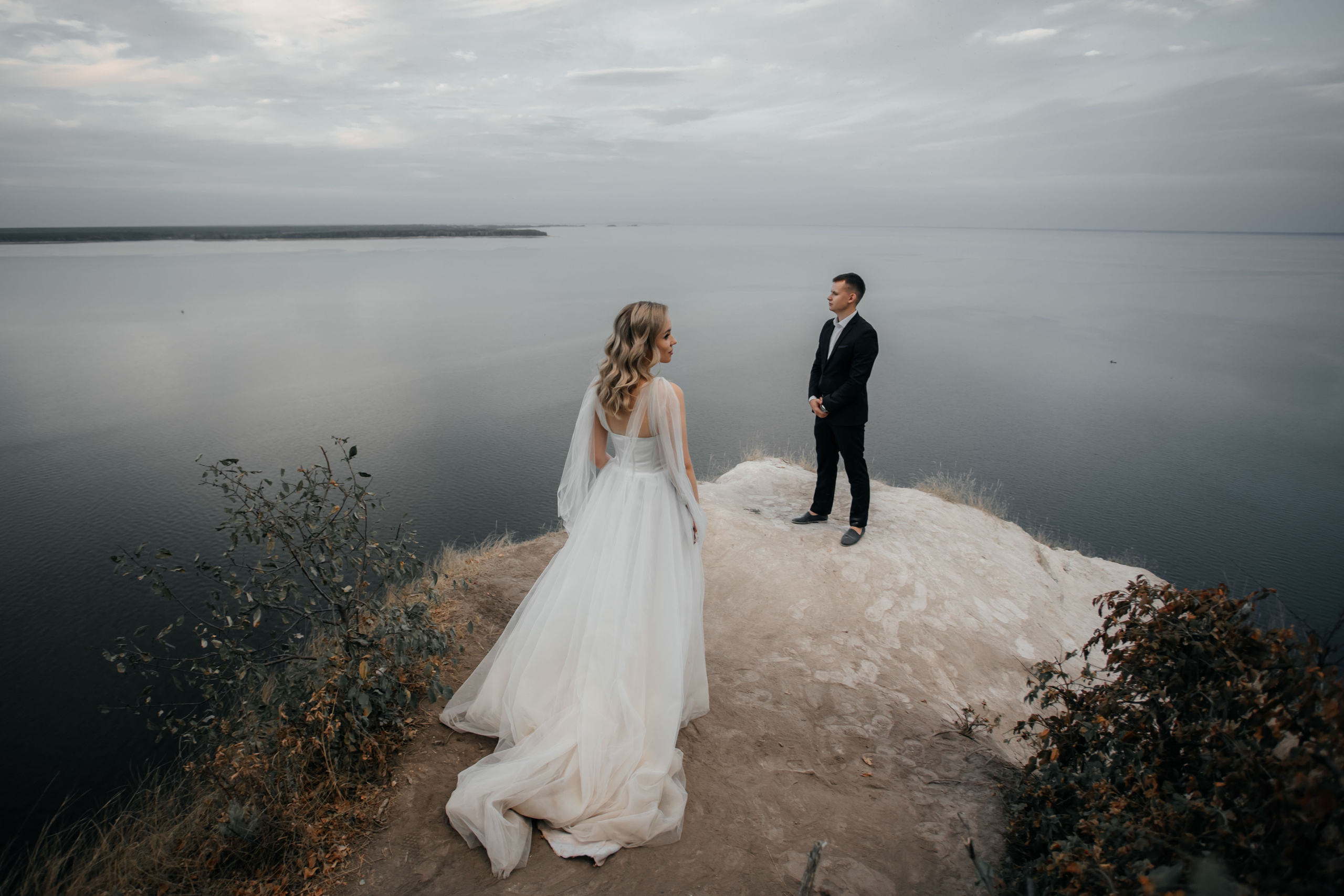 Послесвадебная фотосессия на Камском устье. Свадебный фотограф Казань Чебоксары Москва