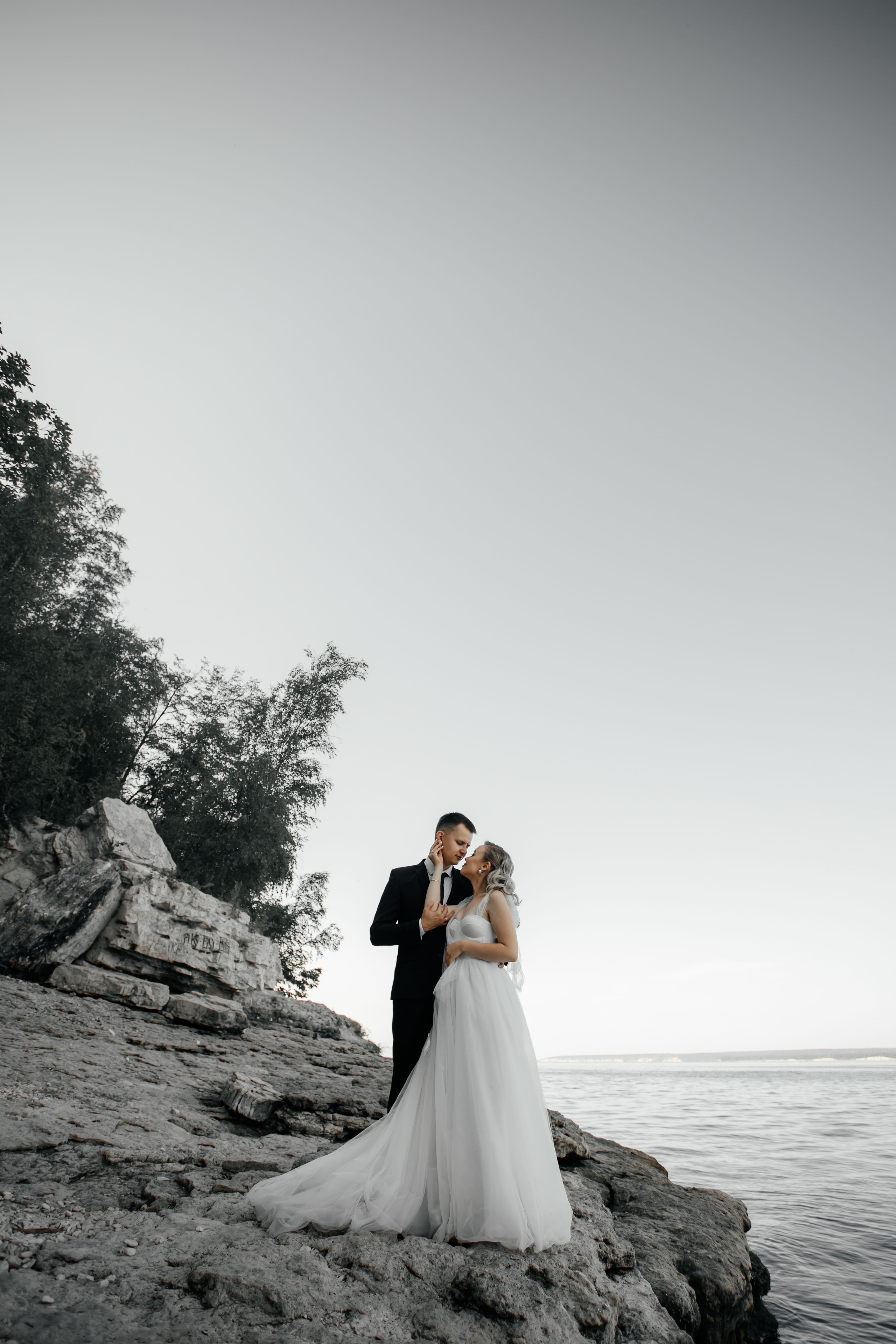 Послесвадебная фотосессия на Камском устье. Свадебный фотограф Казань Чебоксары Москва