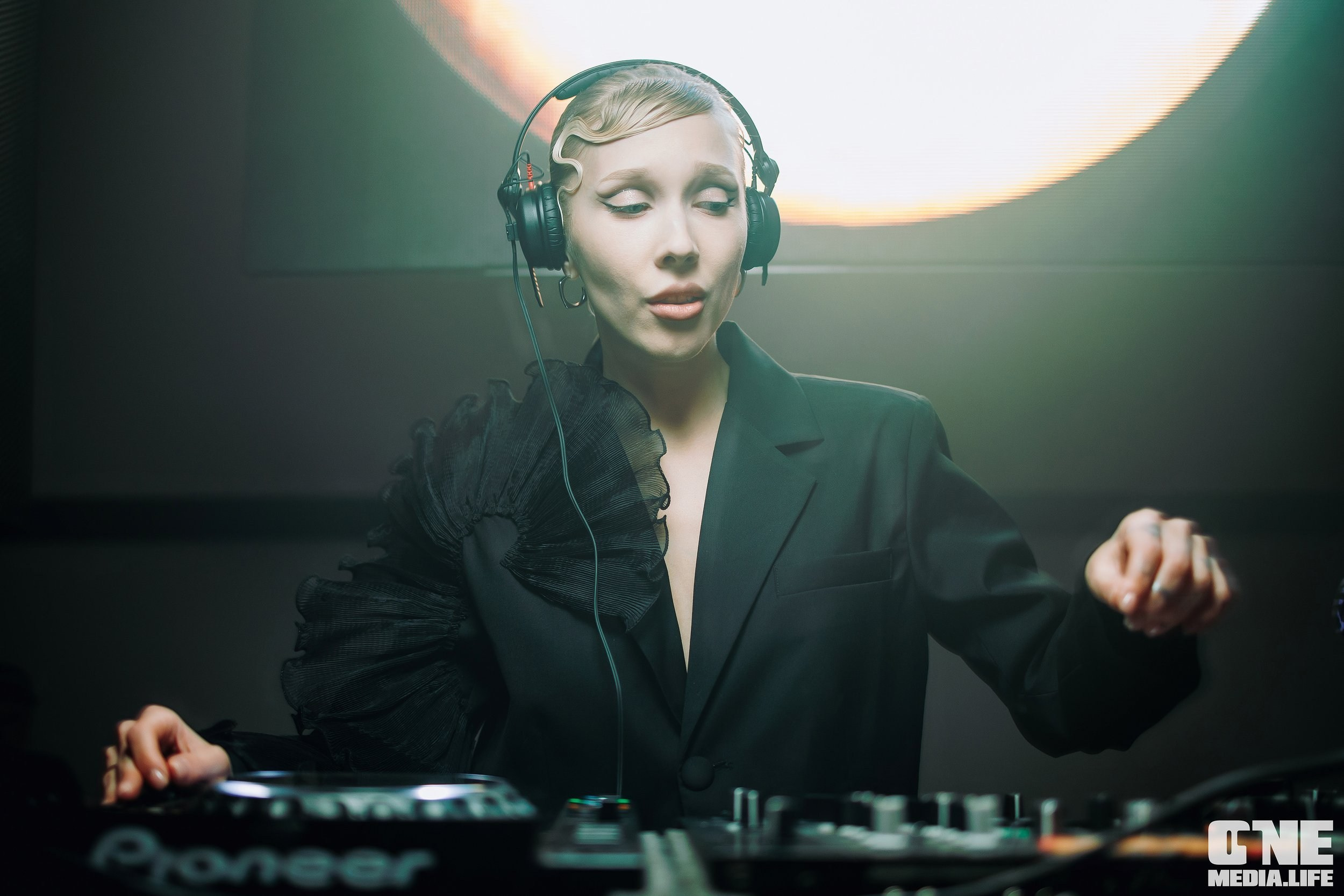 Halloween. Electronic Masquerade. One Media Life: фоторепортажи, фотоотчеты с мероприятий и заведений