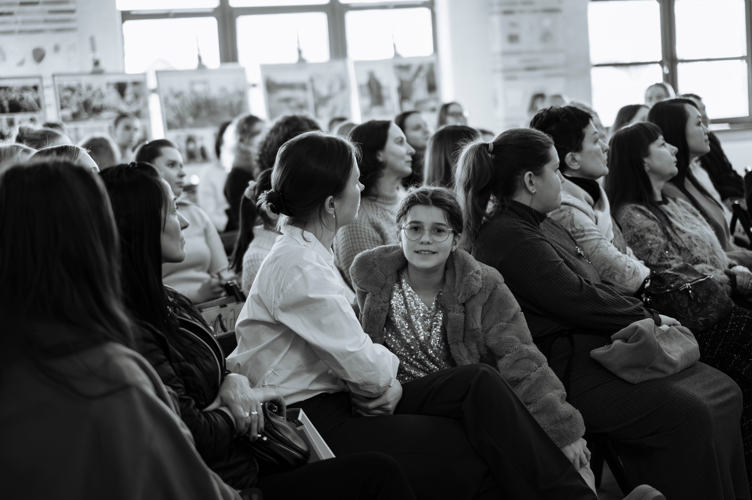 Репортажная съемка, съемка мероприятия, проект factor.by, финалист factor.by, Шамхал Хачатурян, Ибрагим Карасов, фактор бай, фотограф Ольга Шаповалова, съемка фанатов, минск, беларусь