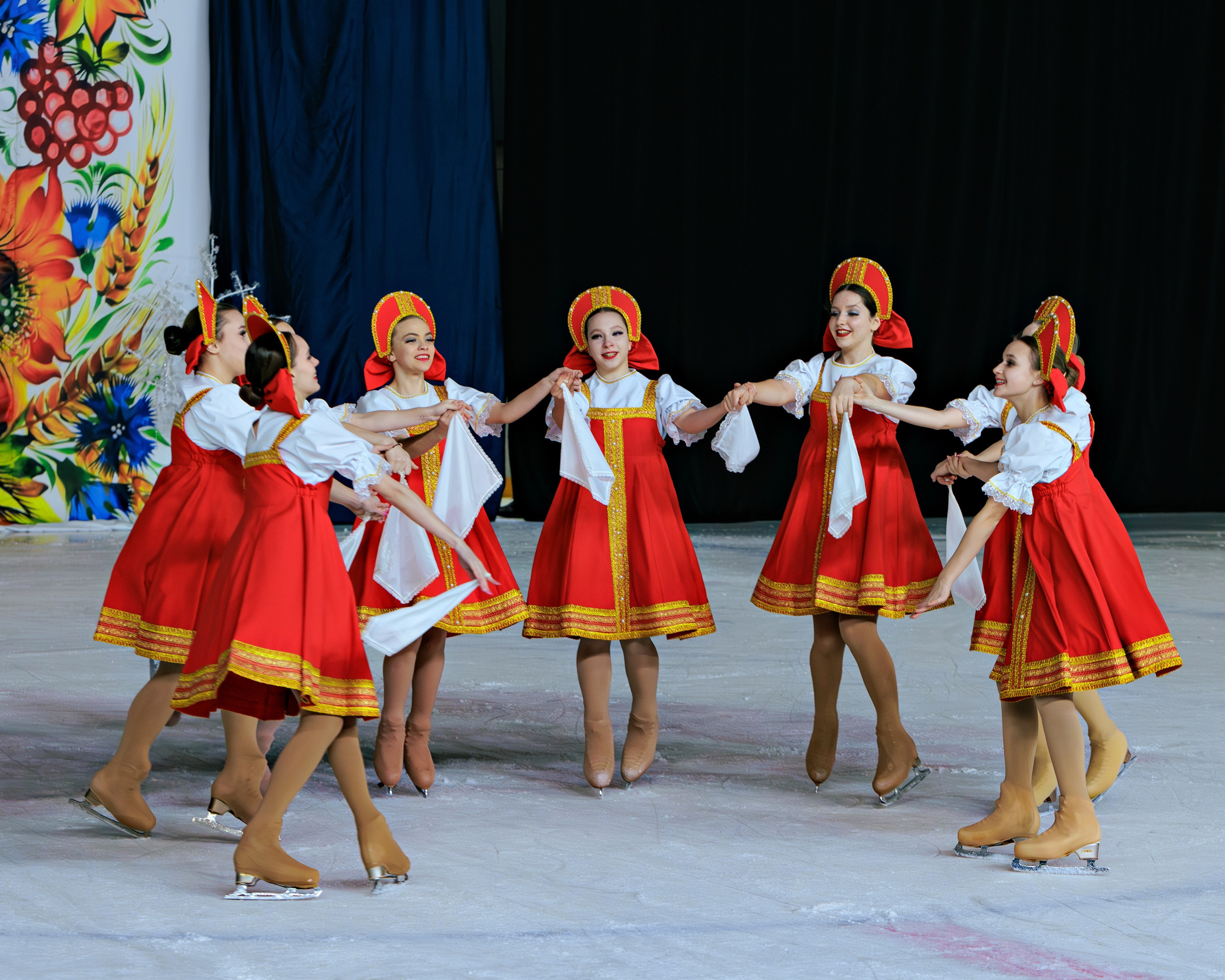 Детский театр на льду «АЛЕКО». Выпускные альбомы и школьный фотограф в Подольске, Троицке, Щербинке, Москве и Московской области