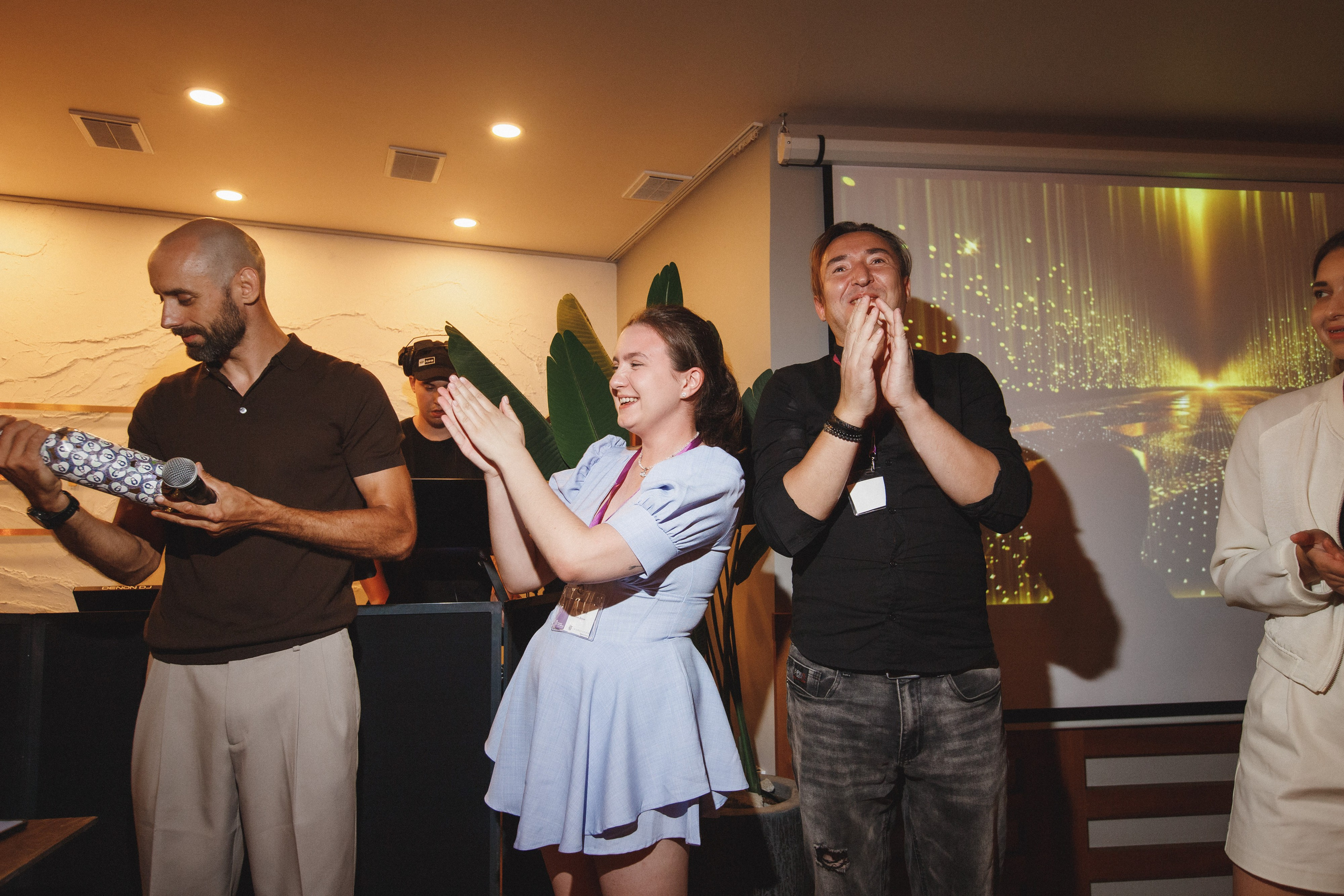 ФЕСТИВАЛЬ РОССИЙСКОГО ВИНА. СВОИ. ФОТООТЧЕТЫ-СОБЫТИЯ-МЕСТА