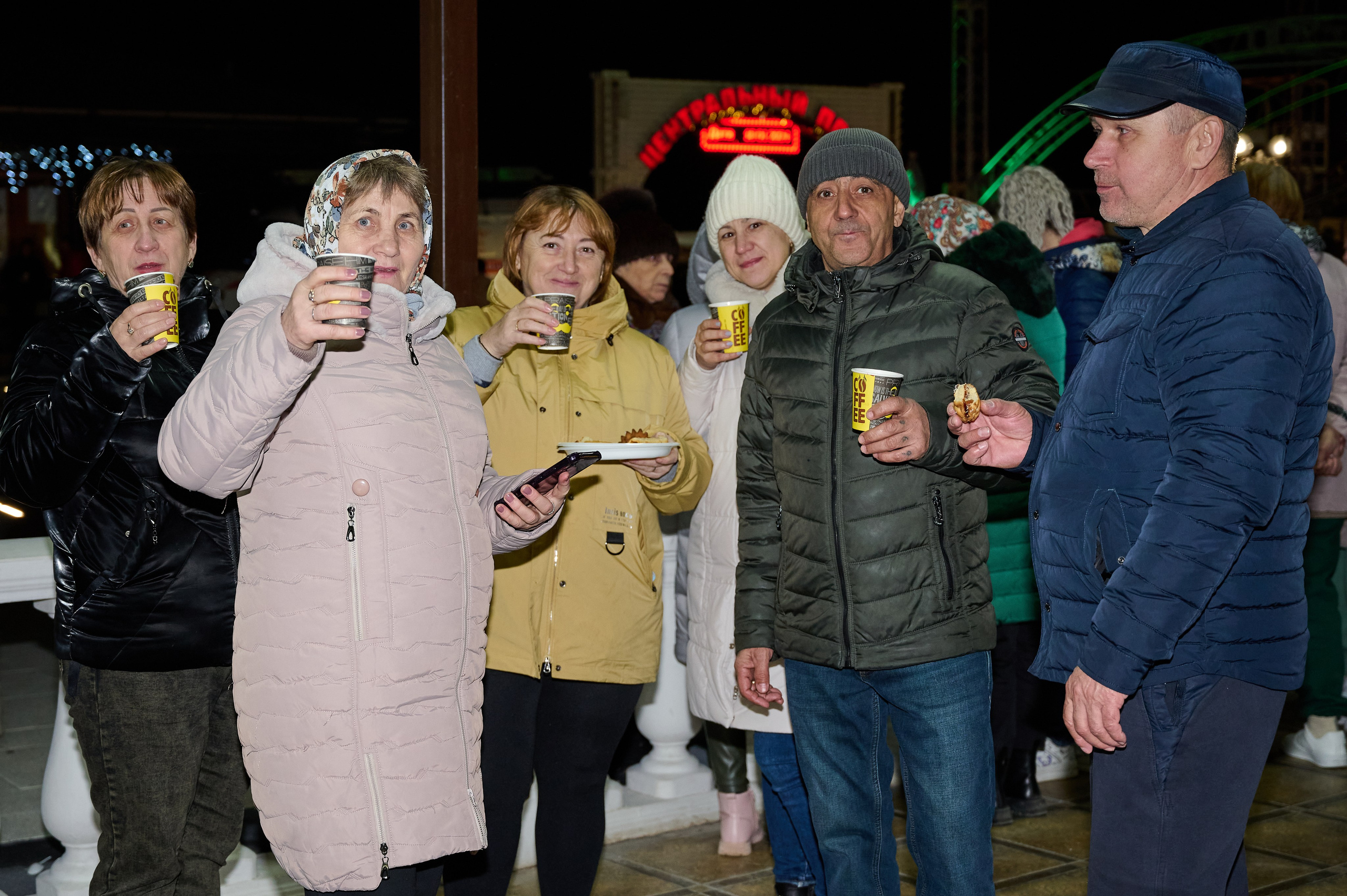 Крещенские купания. Жизнь курорта Кабардинка в фотографиях