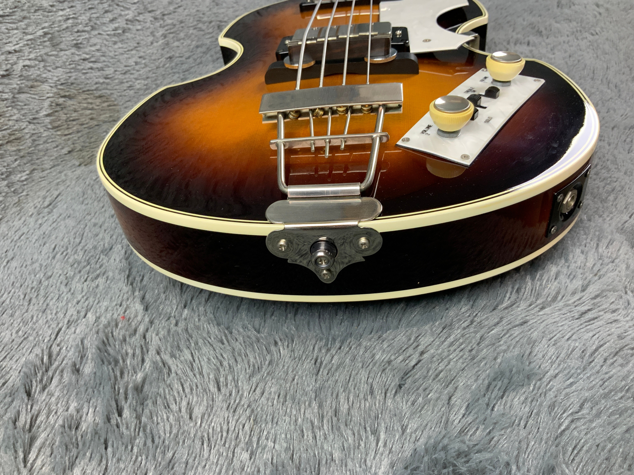 Greco Violin Bass VB-90