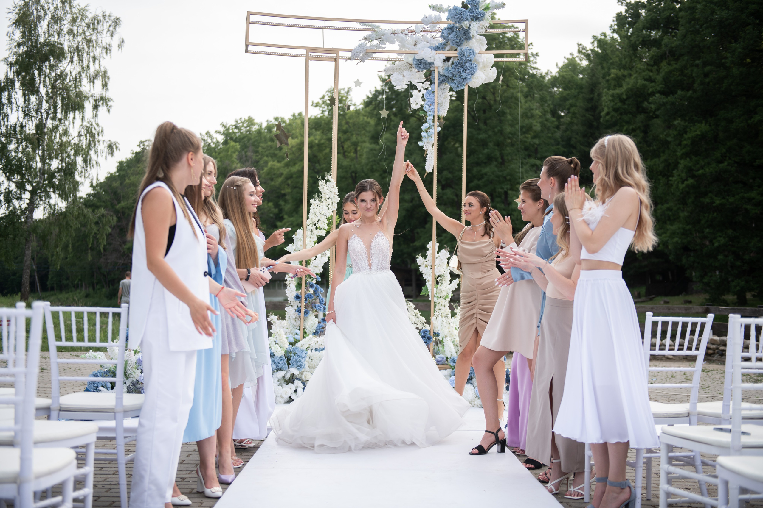 GEMINI. Rich Event Decor