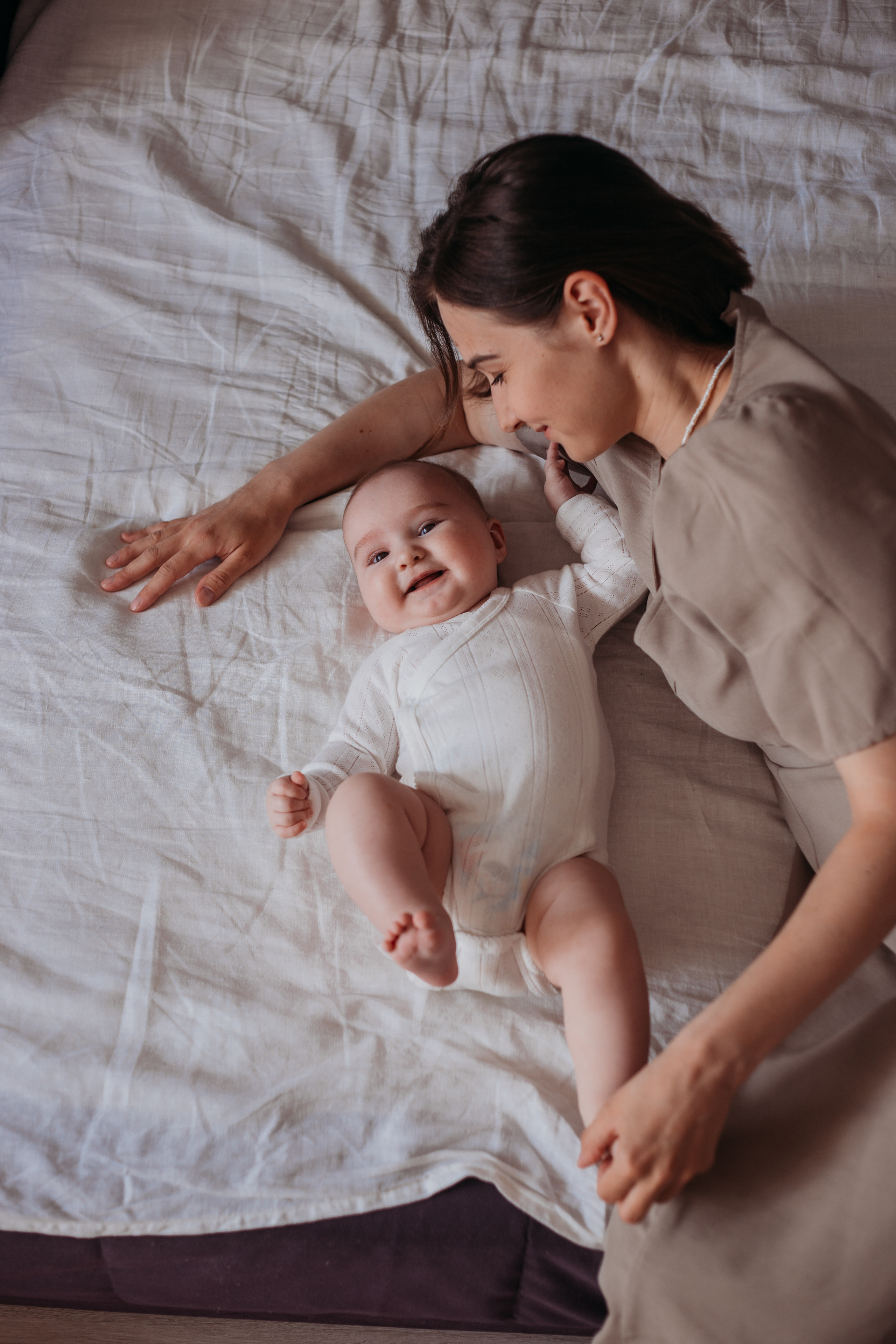 как приятно просто поваляться утром на кровать