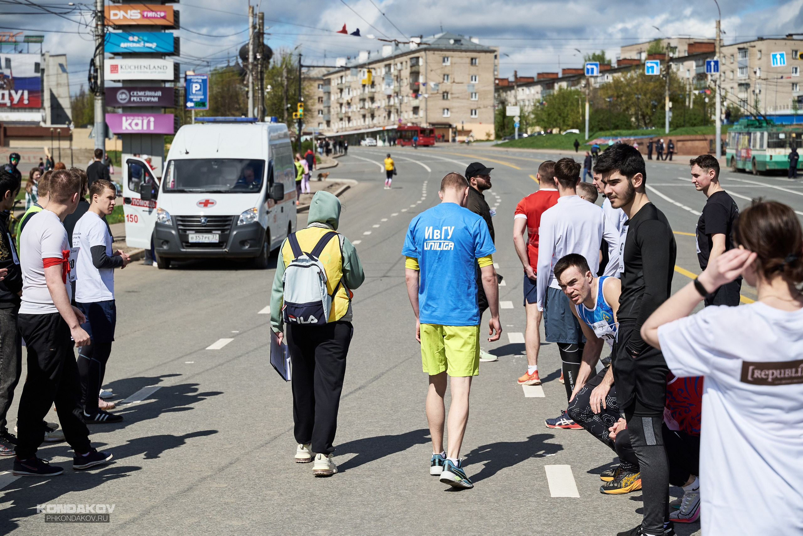 Первомайская эстафета в Иваново 2024 год. Фотограф в Иваново: Каталожная съемка одежды и постельного белья, Wildberries