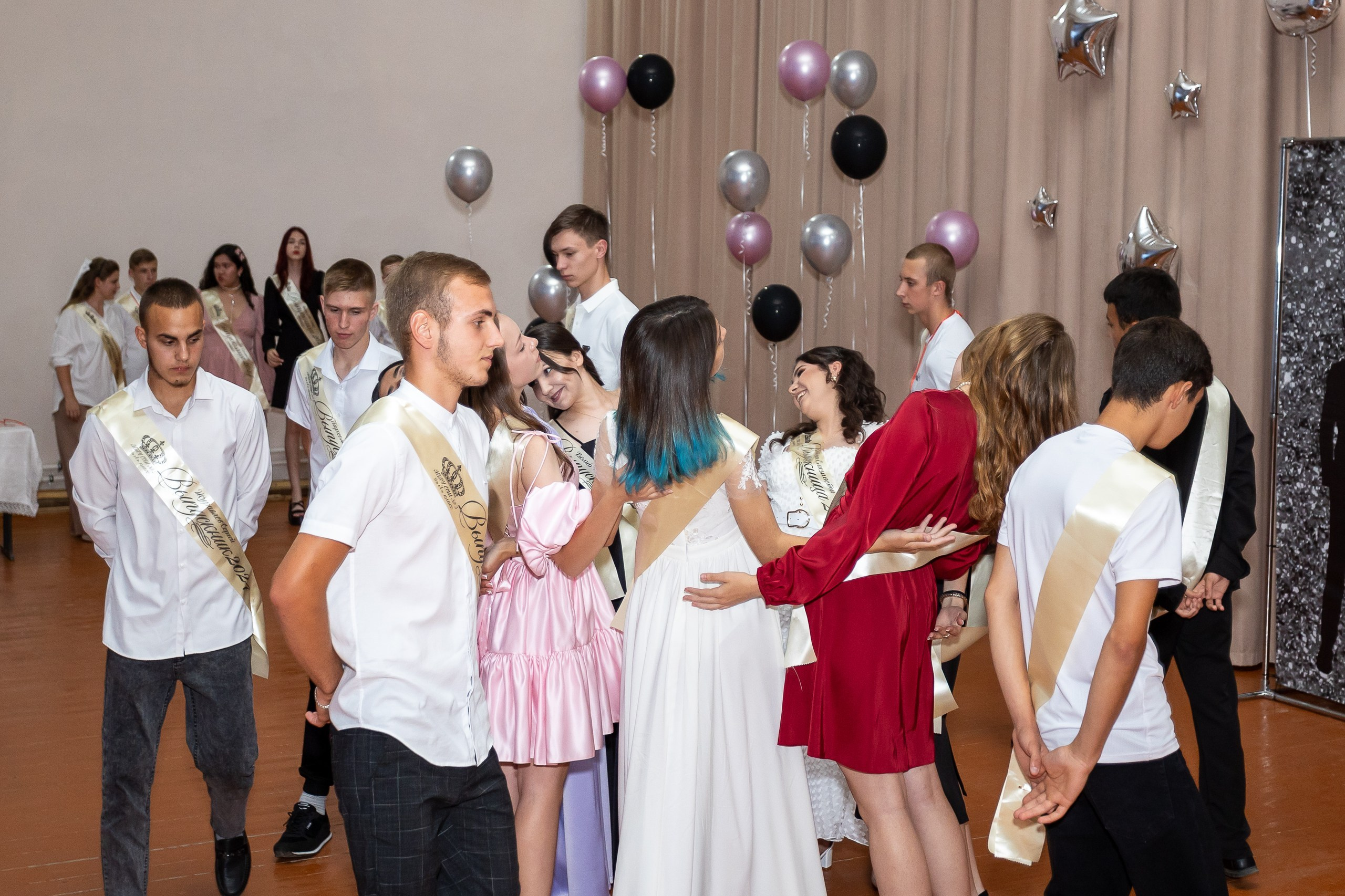 Вручение аттестата 2024 г. Выпускные альбомы Майкоп, Краснодар Елена Золотарева