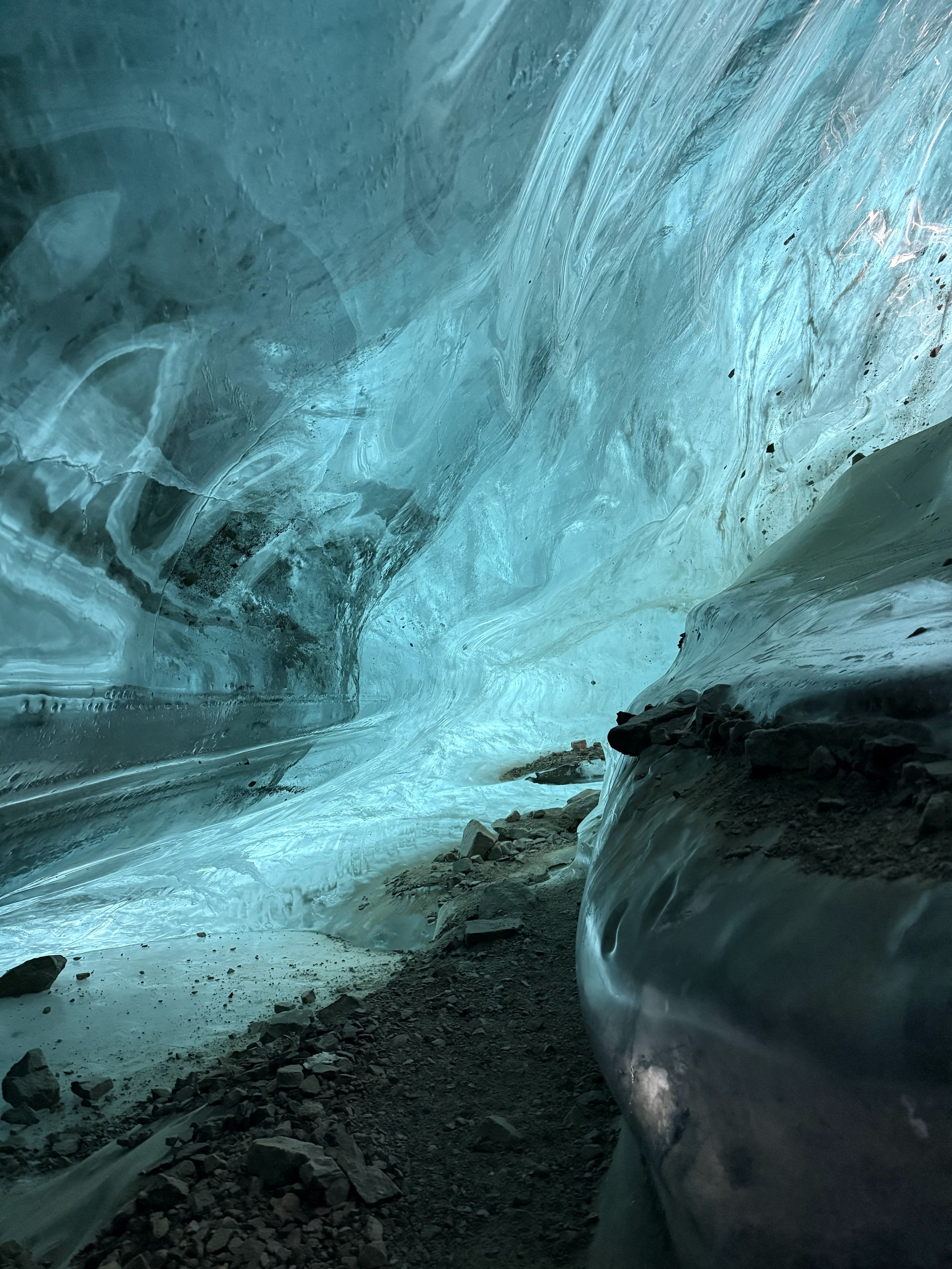 Экскурсия на Ледник Богдановича из Алматы — зимний треккинг