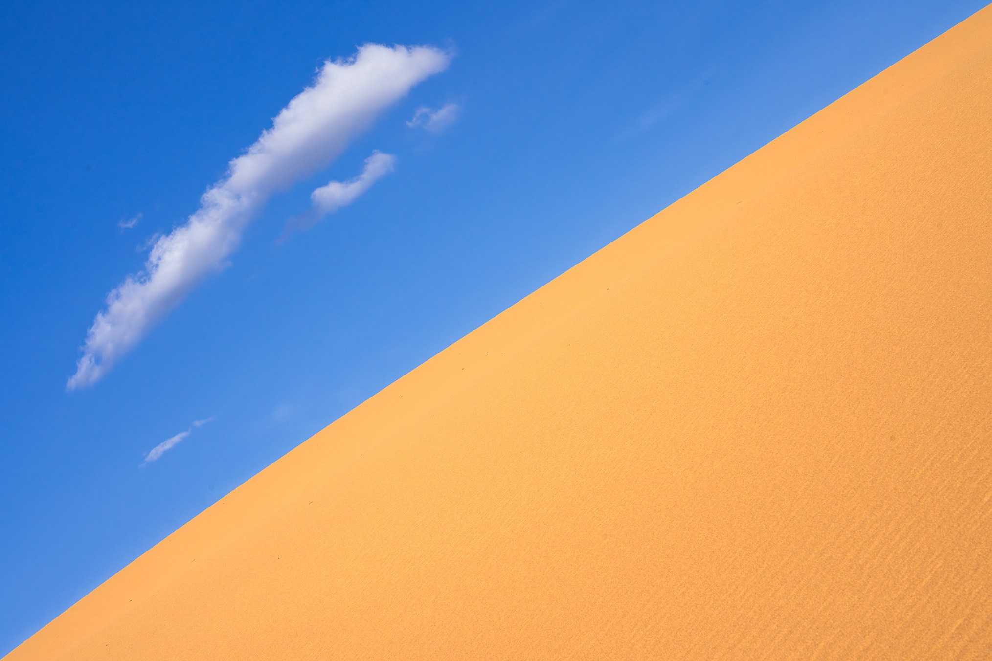 Монголия. Страна пустыни и чистейших озер. High-quality interior photos for your home, office, hotel