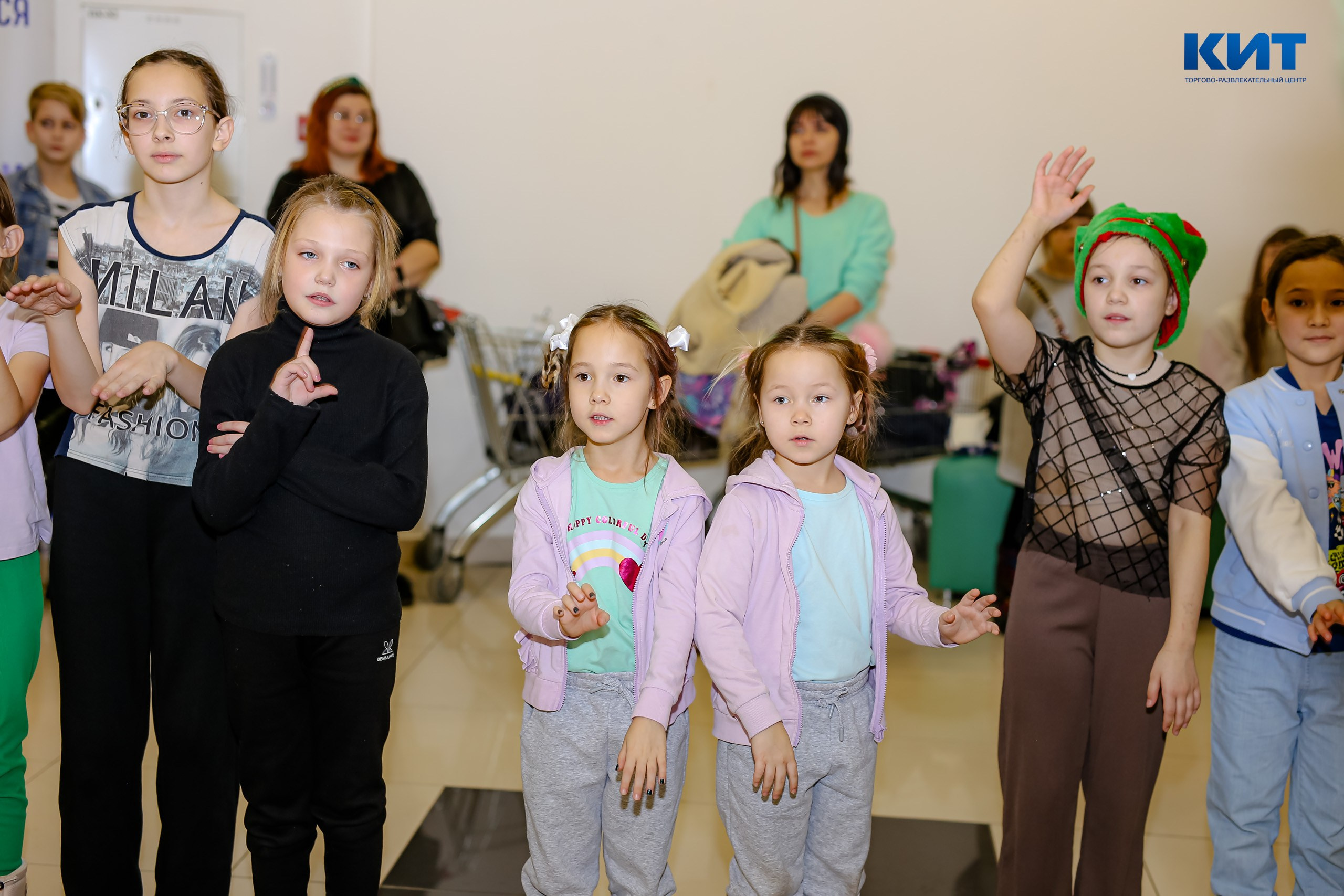 04.01 Утренник в Тц Кит. Команда специалистов в мире фотографии и видео. Детский фотограф, семейный фотограф