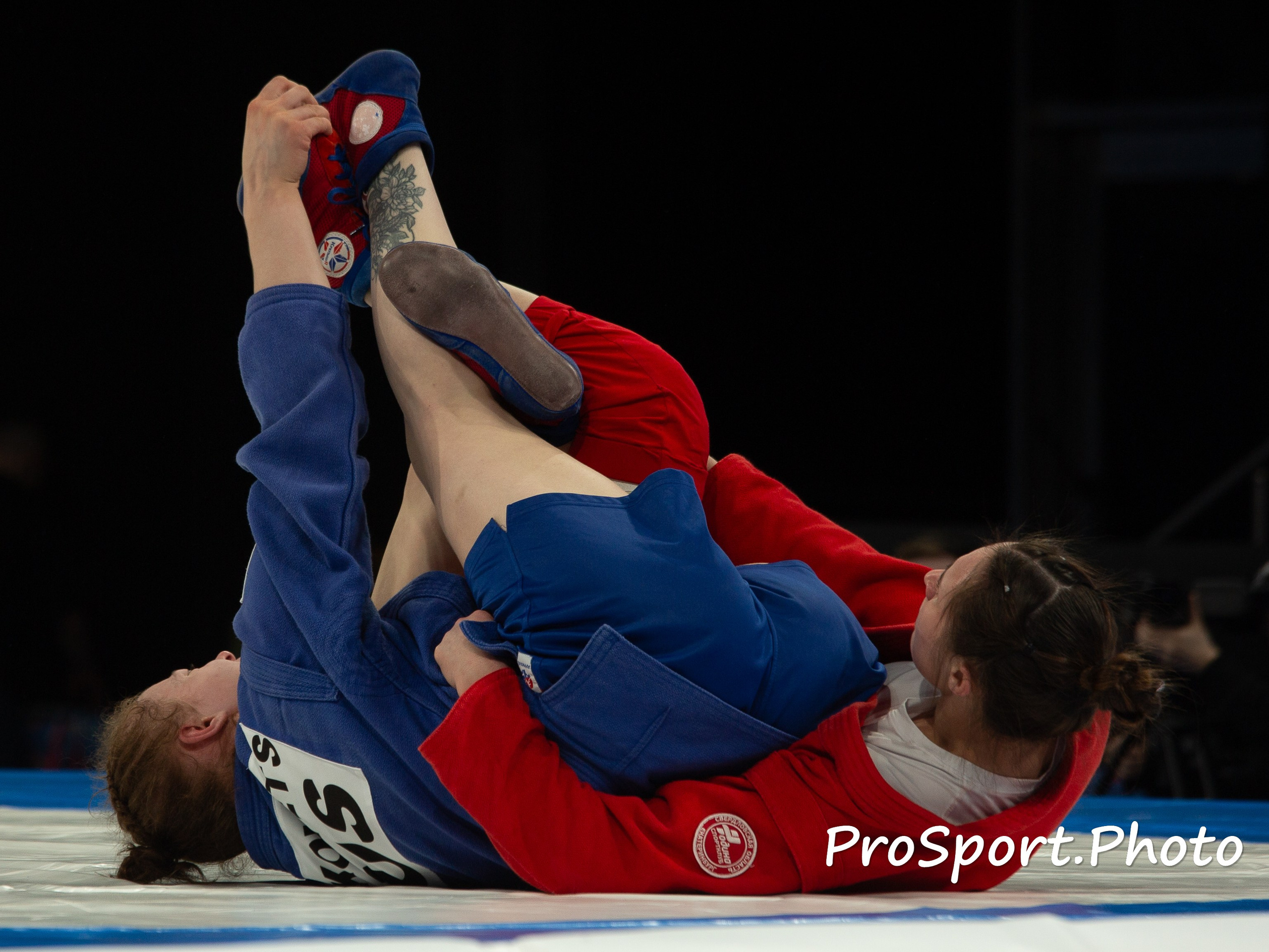 «Спорт через объектив: история в каждом снимке!»