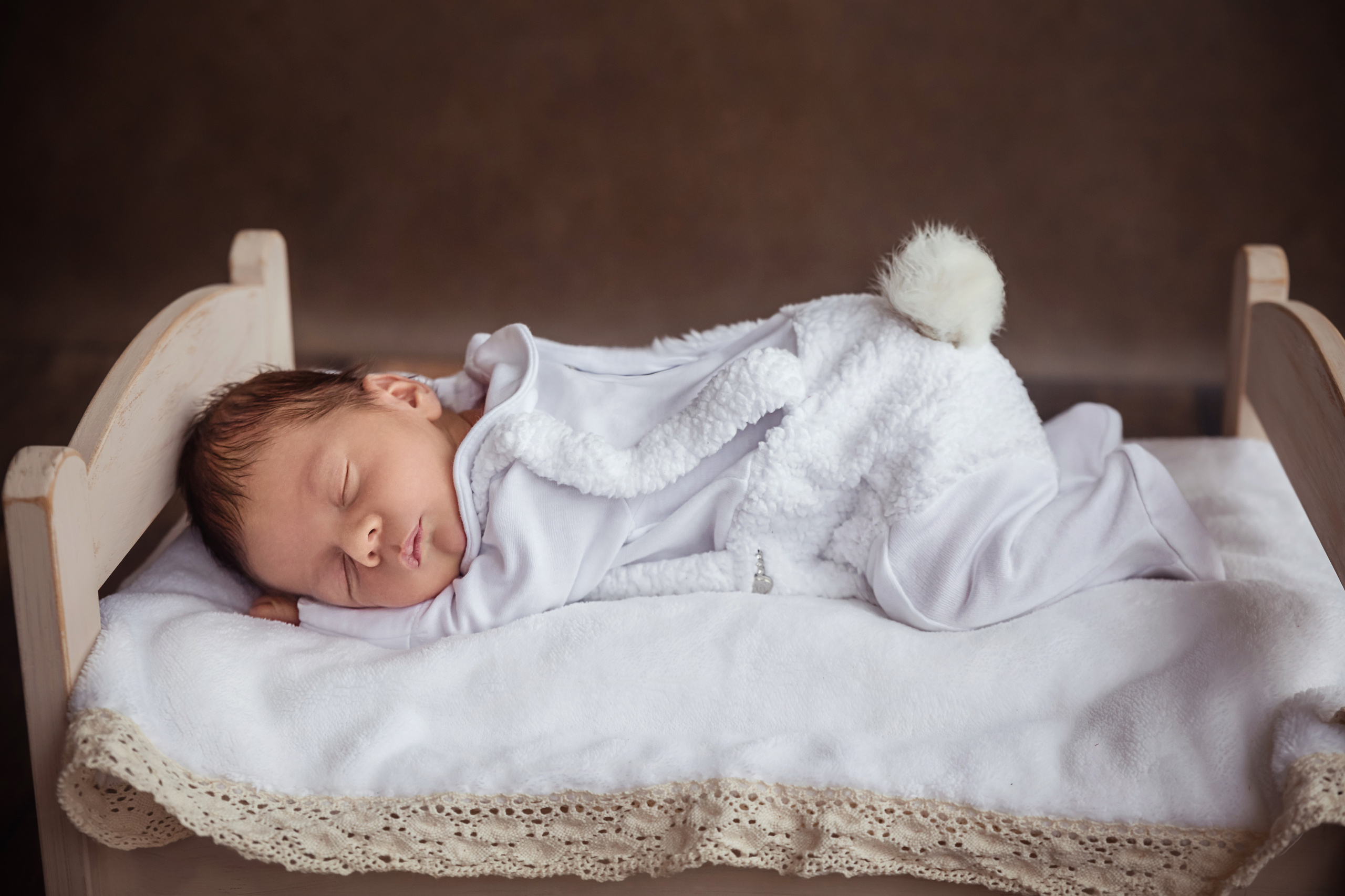 Newborn photoshooting. Professional family and children’s photographer in Izmir Irina Eron