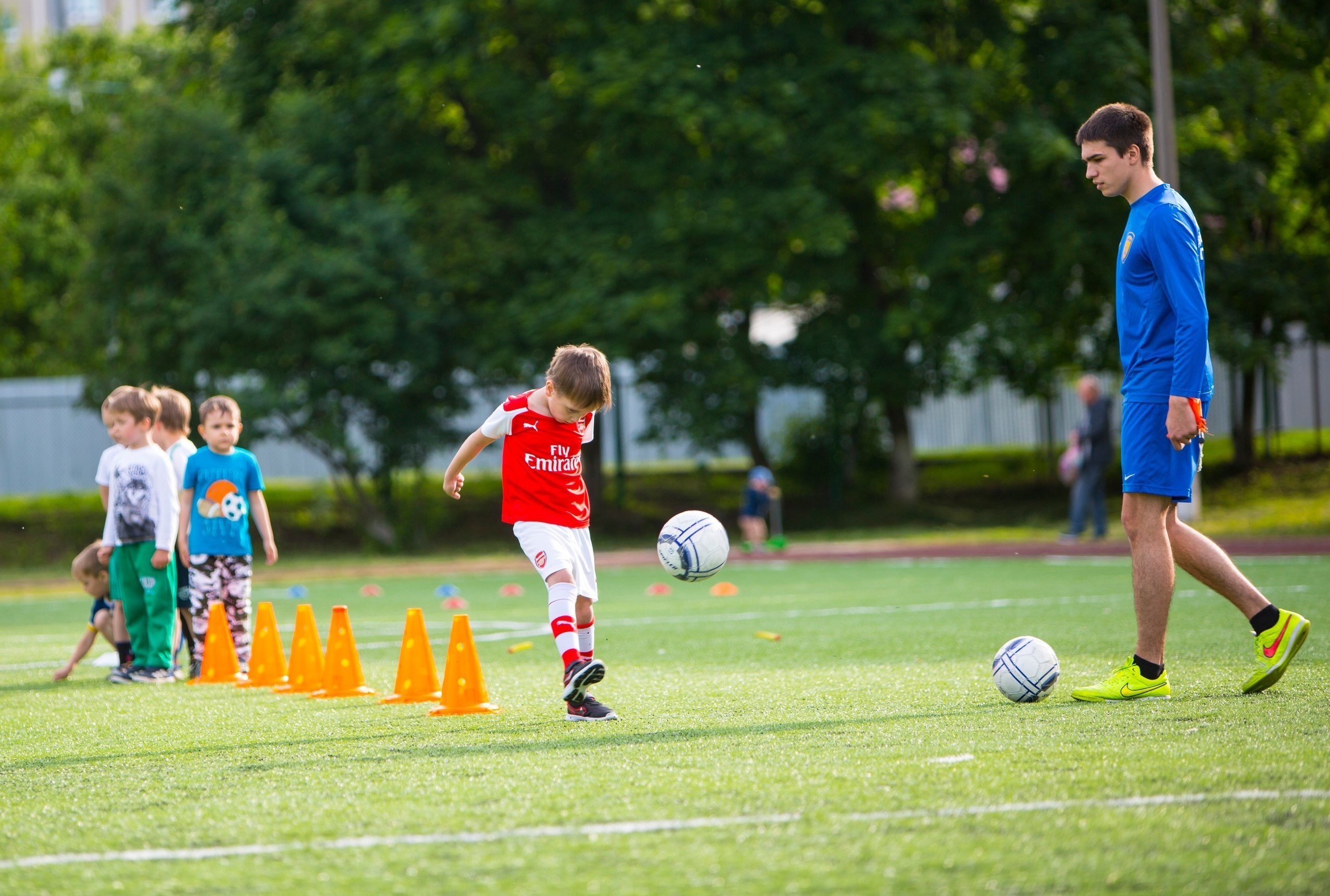 Футбольная школа «Юниор». Выпускные альбомы и школьный фотограф в Подольске, Троицке, Щербинке, Москве и Московской области