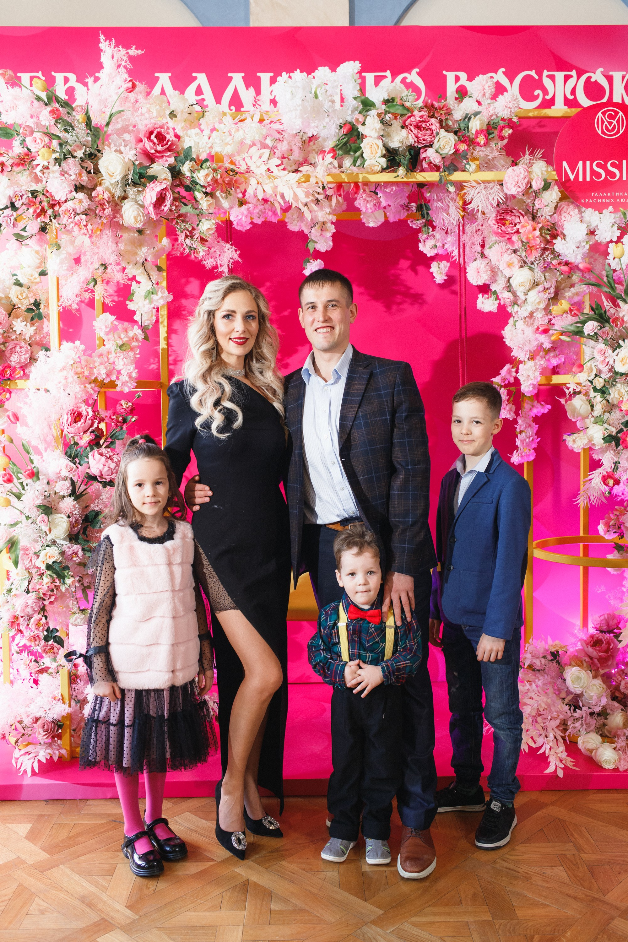 КОРОЛЕВА ДВ 2024 (ФИНАЛ. ЧАСТЬ I). СВОИ. ФОТООТЧЕТЫ-СОБЫТИЯ-МЕСТА