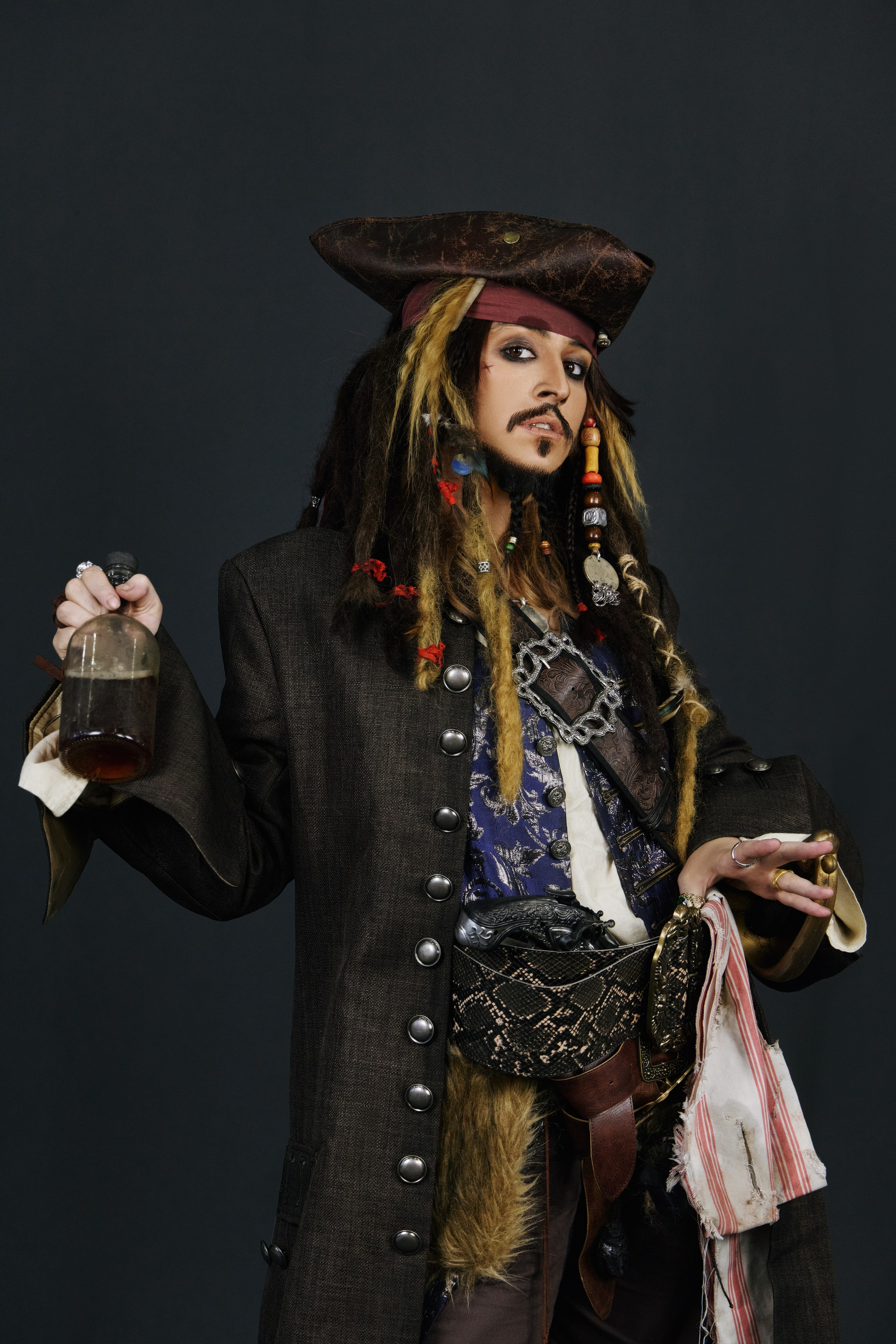 Капитан Джек Воробей - каноничный косплей на уссурийском фестивале Dream Zone