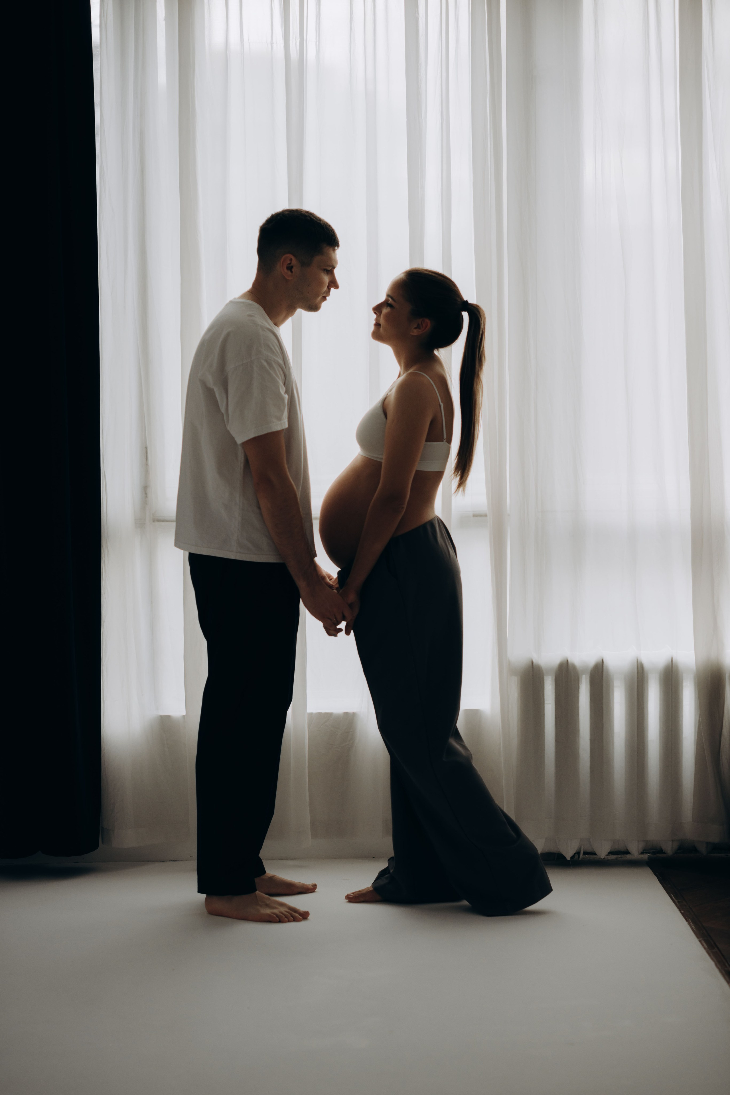 Фотосессия беременности в студии. Семейный фотограф в Домодедово и Москве Елена Пичугина