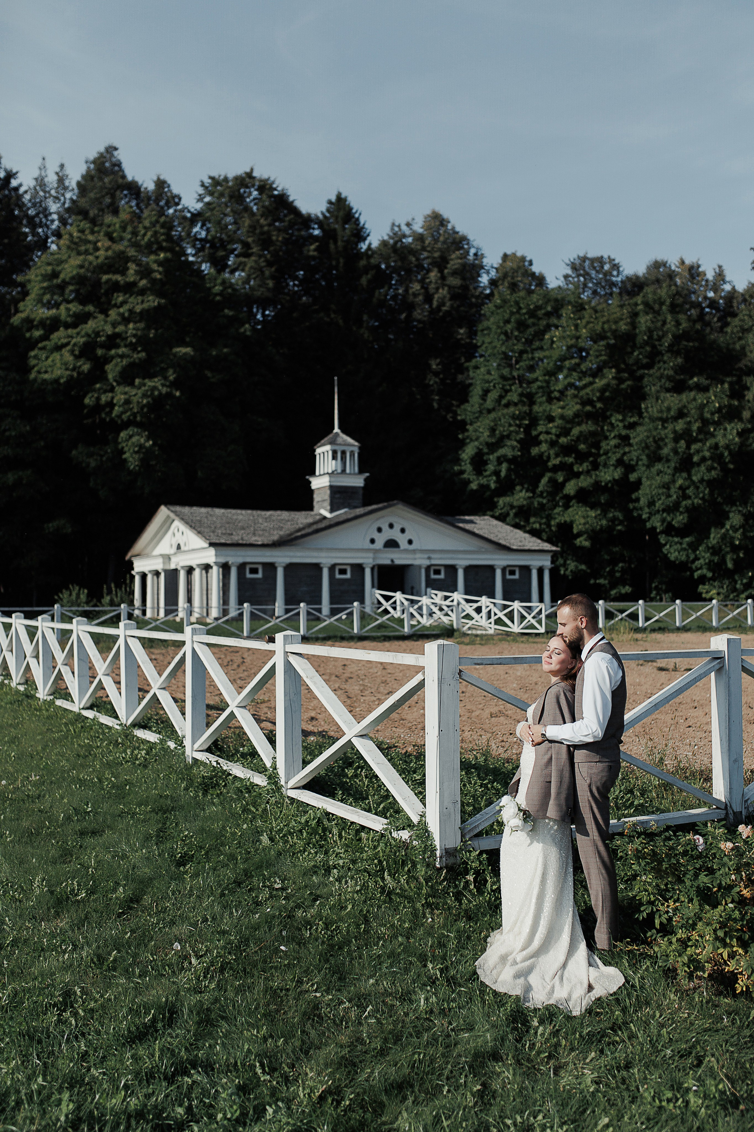 Фотограф на свадьбу в Твери и Тверской области. Свадебный и семейный фотограф в Твери и Тверской области