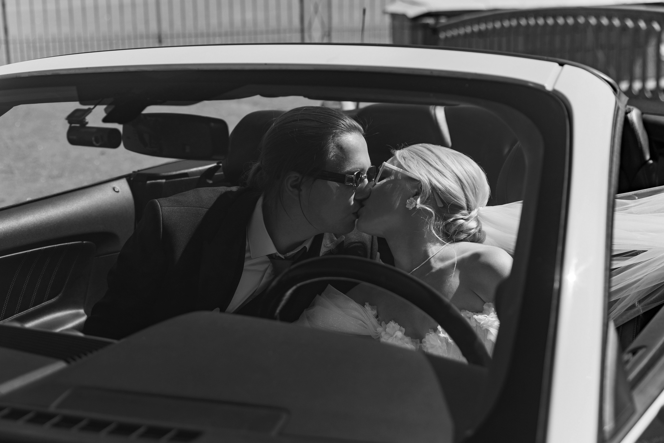 Анонс Свадебной серии с кабриолетом. Свадебный и портретный фотограф в Санкт-Петербурге Надежда Чечулина