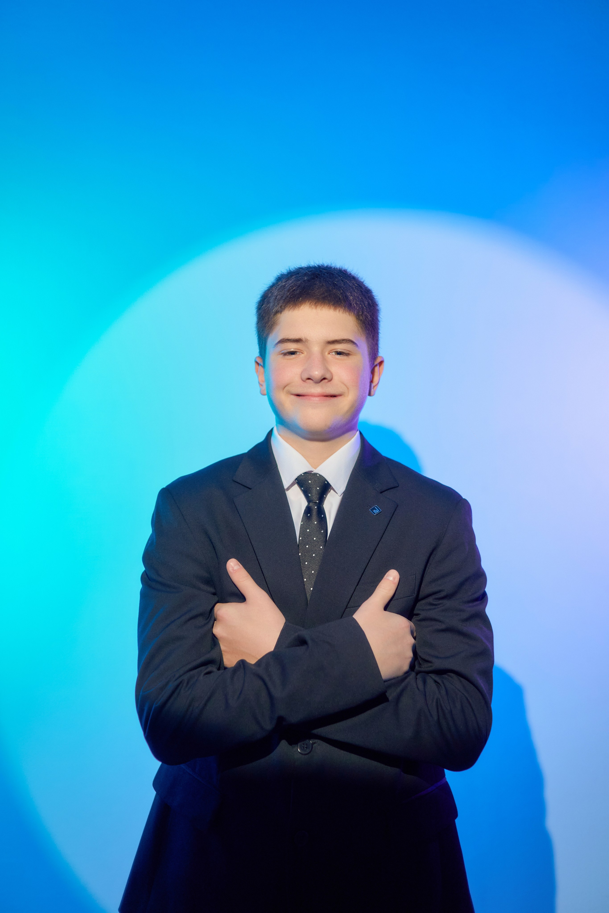 Альбом на окончание школы 9 и 11 класс «Симфония». Выпускные альбомы в Тюмени для школ, садов, вузов спортивных секций