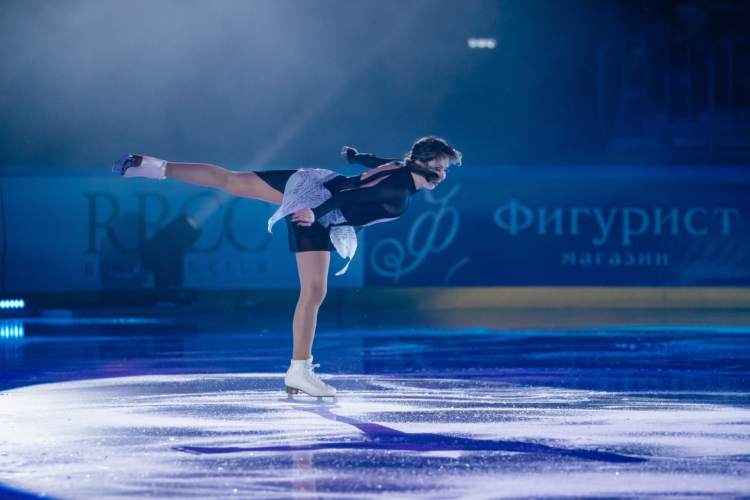 Шоу «Чемпионы на льду» в Новосибирске. Воробьева Ксения — Спортивный и танцевальный фотограф Новосибирск