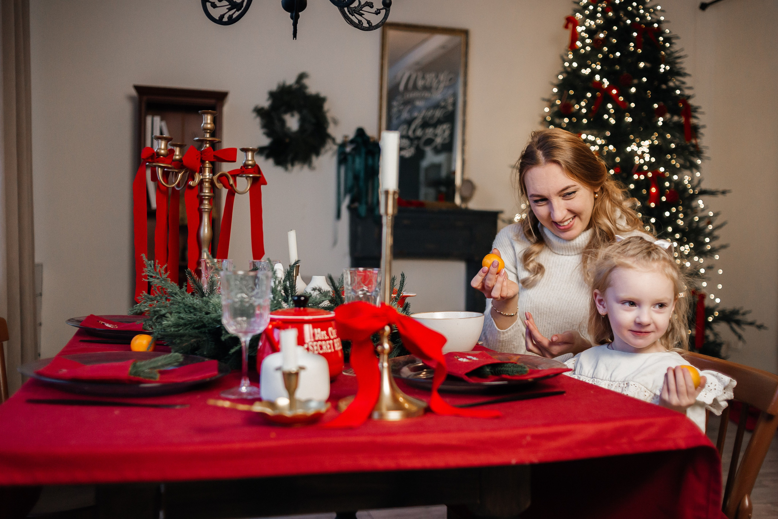 Новогодняя фотосессия для Аллы и Евы, студия «Молоко», Минск. Фотограф в Минске Екатерина Тузова