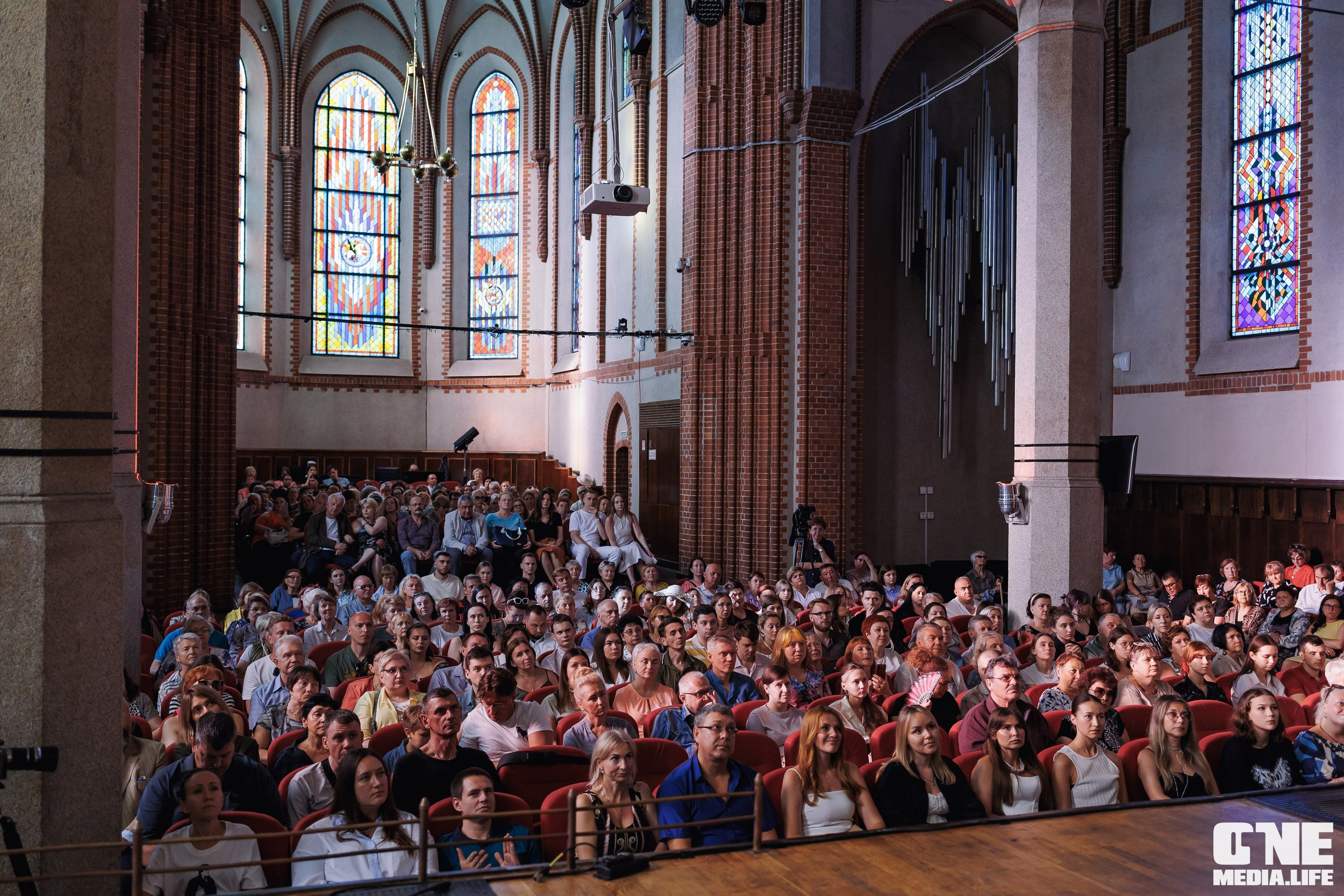 Фоторепортаж из Калининградской филармонии. One Media Life: фоторепортажи, фотоотчеты с мероприятий и заведений