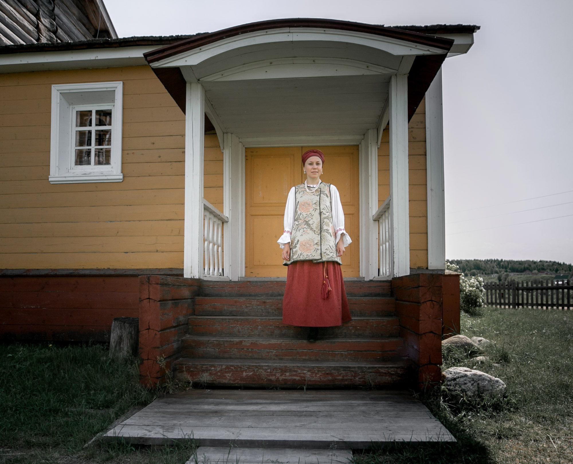 На златом крыльце сидели… с. Нёнокса. Фотограф — путешественник Светлана Романовская