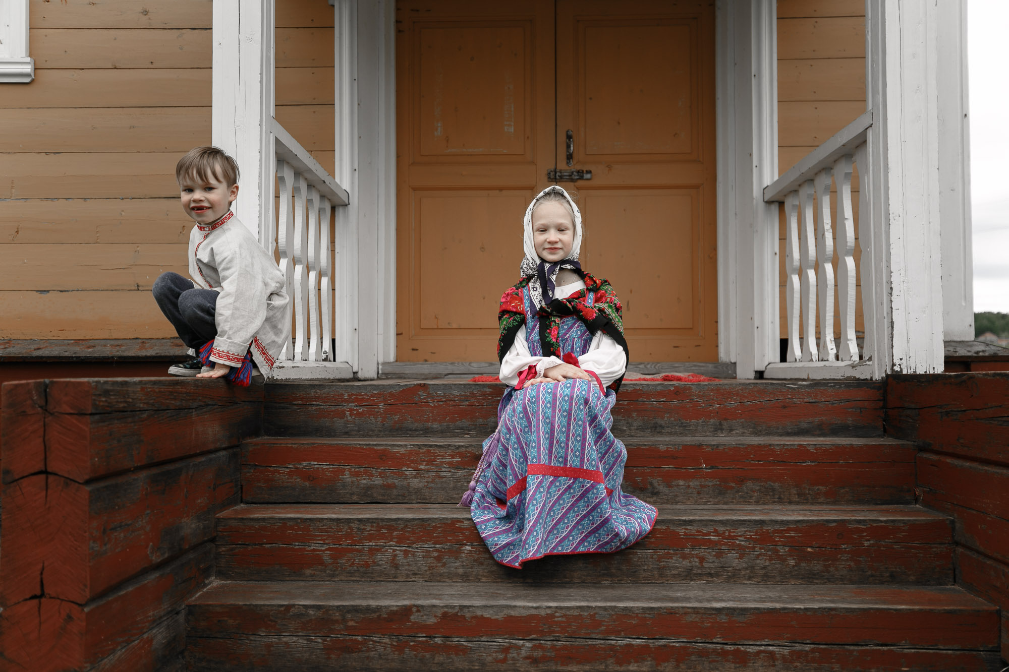 На златом крыльце сидели… с. Нёнокса. Фотограф — путешественник Светлана Романовская
