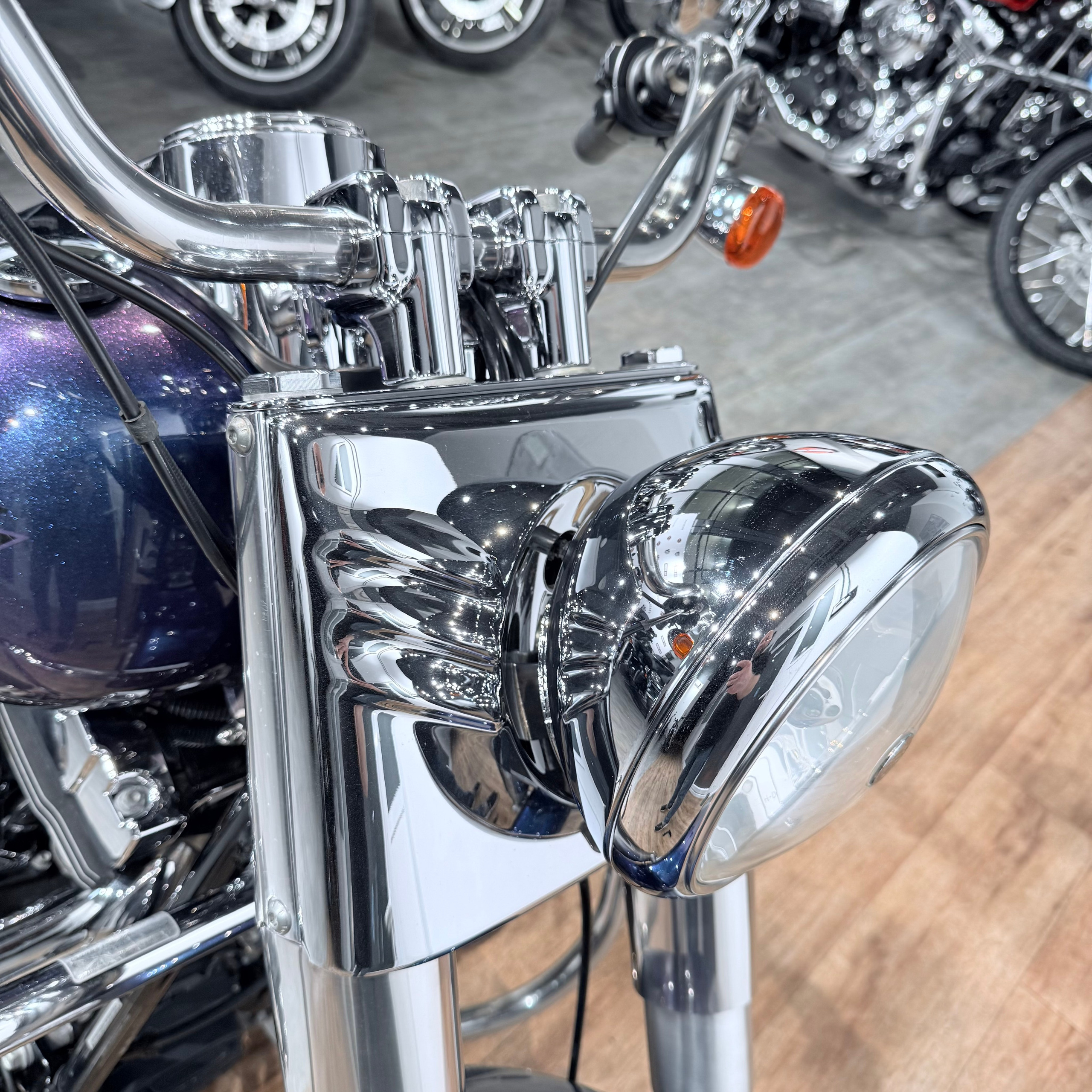 Мотоциклы Harley-Davidson 2010 Fat Boy (Flame Blue Pearl) (Softail) — купить мотоцикл. Hello Davidson, Москва. Только хорошие мотоциклы…