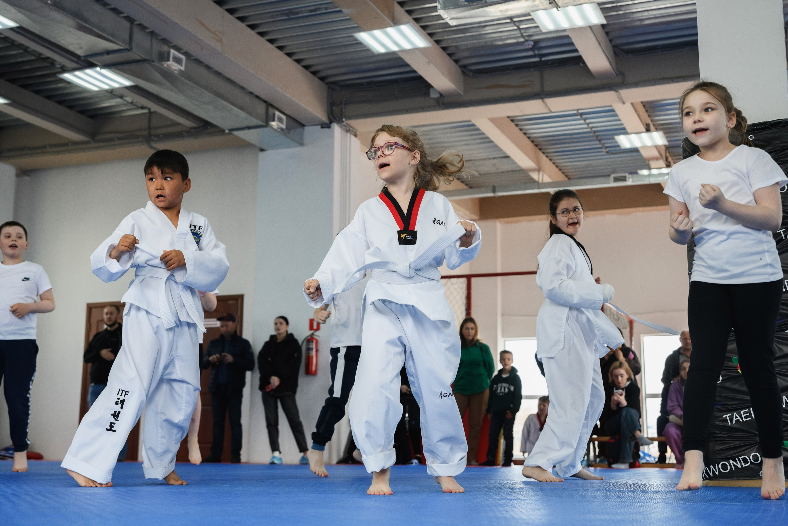 Фотосъемка спортивных соревнований в Петропавловске-Камчатском, Спортивная репортажная фотосессия в Петропавловске-Камчатском, Профессиональная съемка детских соревнований в Петропавловске-Камчатском, Динамичные спортивные фото в Петропавловске-Камчатском, Стоимость фотосъемки соревнований в Петропавловске-Камчатском.