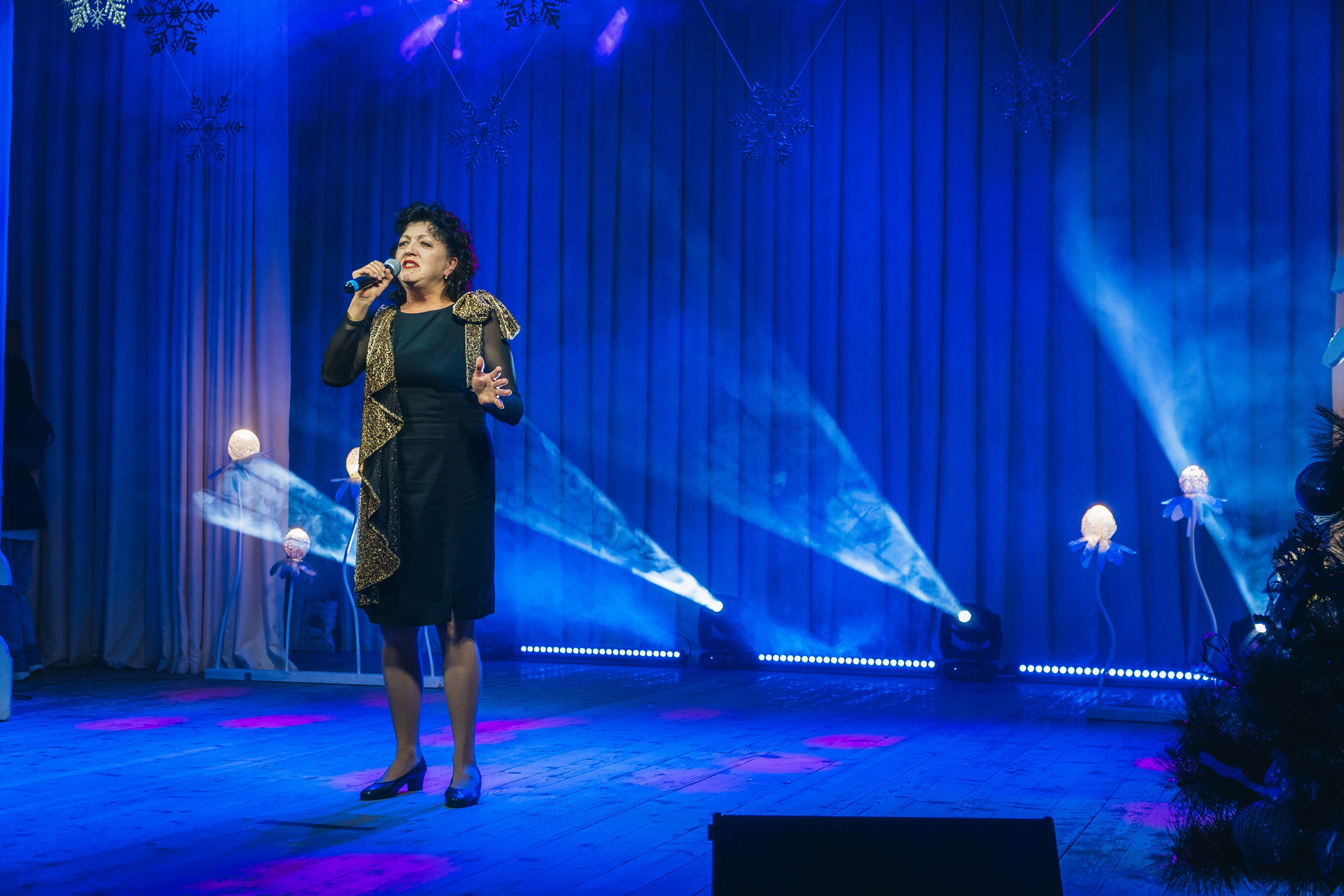 «Новый год к нам мчится». Новотитаровский Дом культуры