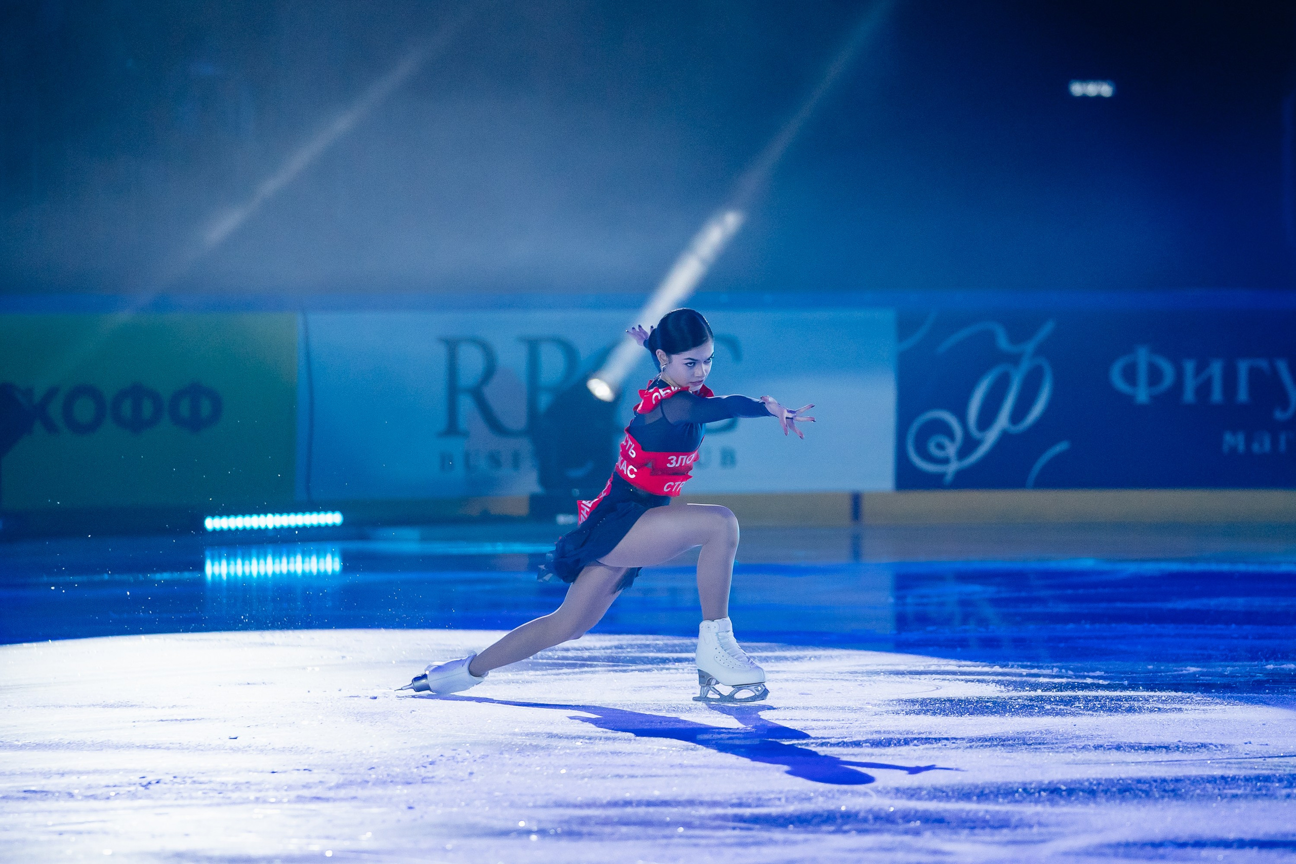 Шоу «Чемпионы на льду» в Новосибирске. Воробьева Ксения — Спортивный и танцевальный фотограф Новосибирск