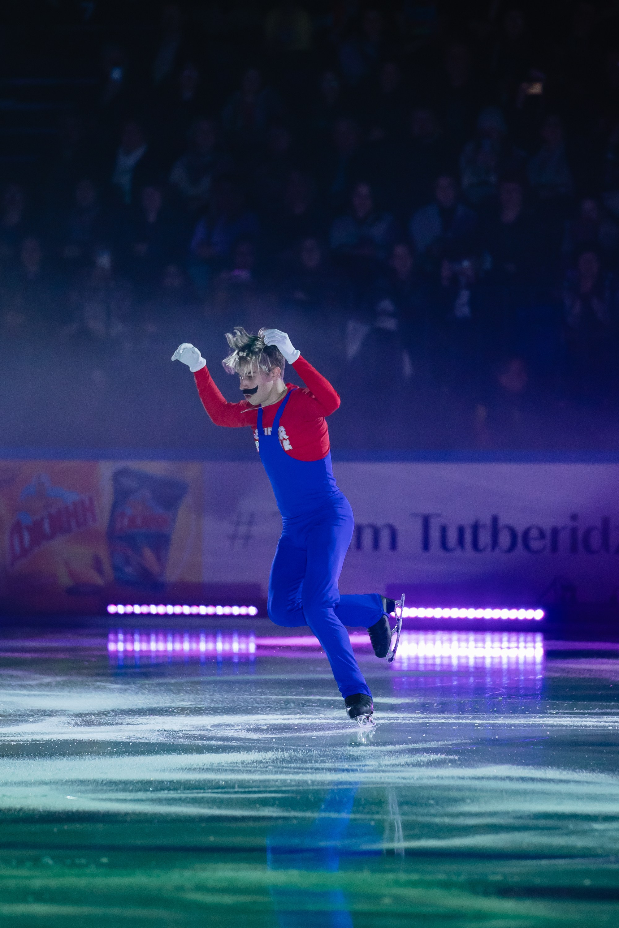 Шоу «Чемпионы на льду» в Новосибирске. Воробьева Ксения — Спортивный и танцевальный фотограф Новосибирск