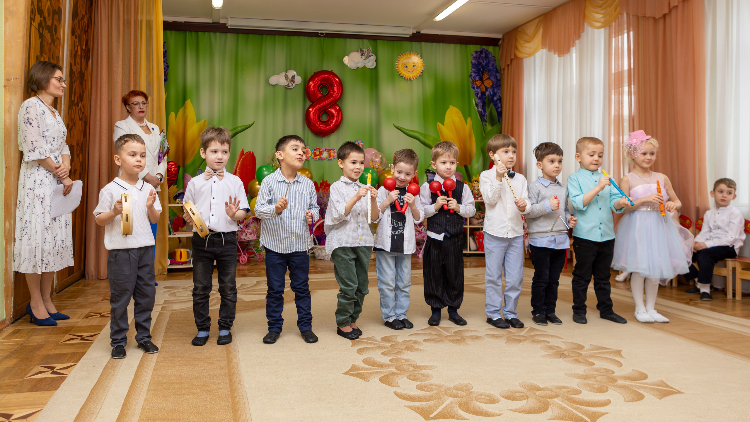Утренник 8 Марта в детском саду № 1164 — группа «Сверчки»