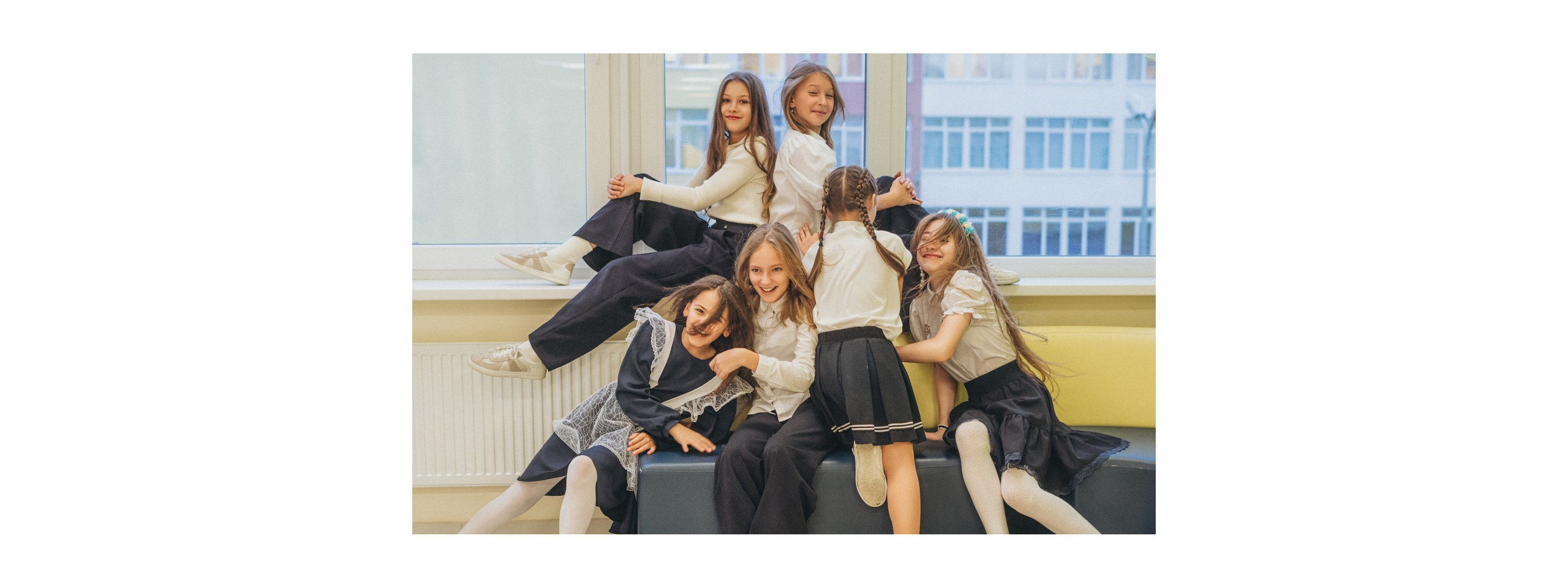 Выпускные альбомы для школ. Семейный и детский фотограф Марина Тувиста в Санкт-Петербурге