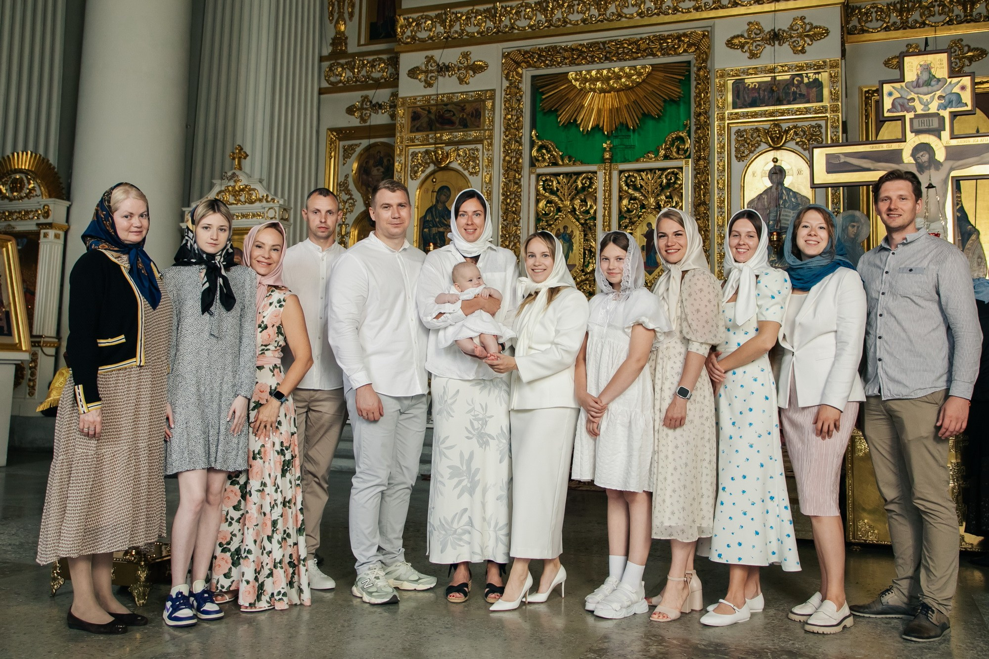 Крещение ребенка в Измайловском соборе СПб. Фотограф крещение венчание в Петербурге! Помогает подобрать храм и посоветовал душевного батюшку в СПб