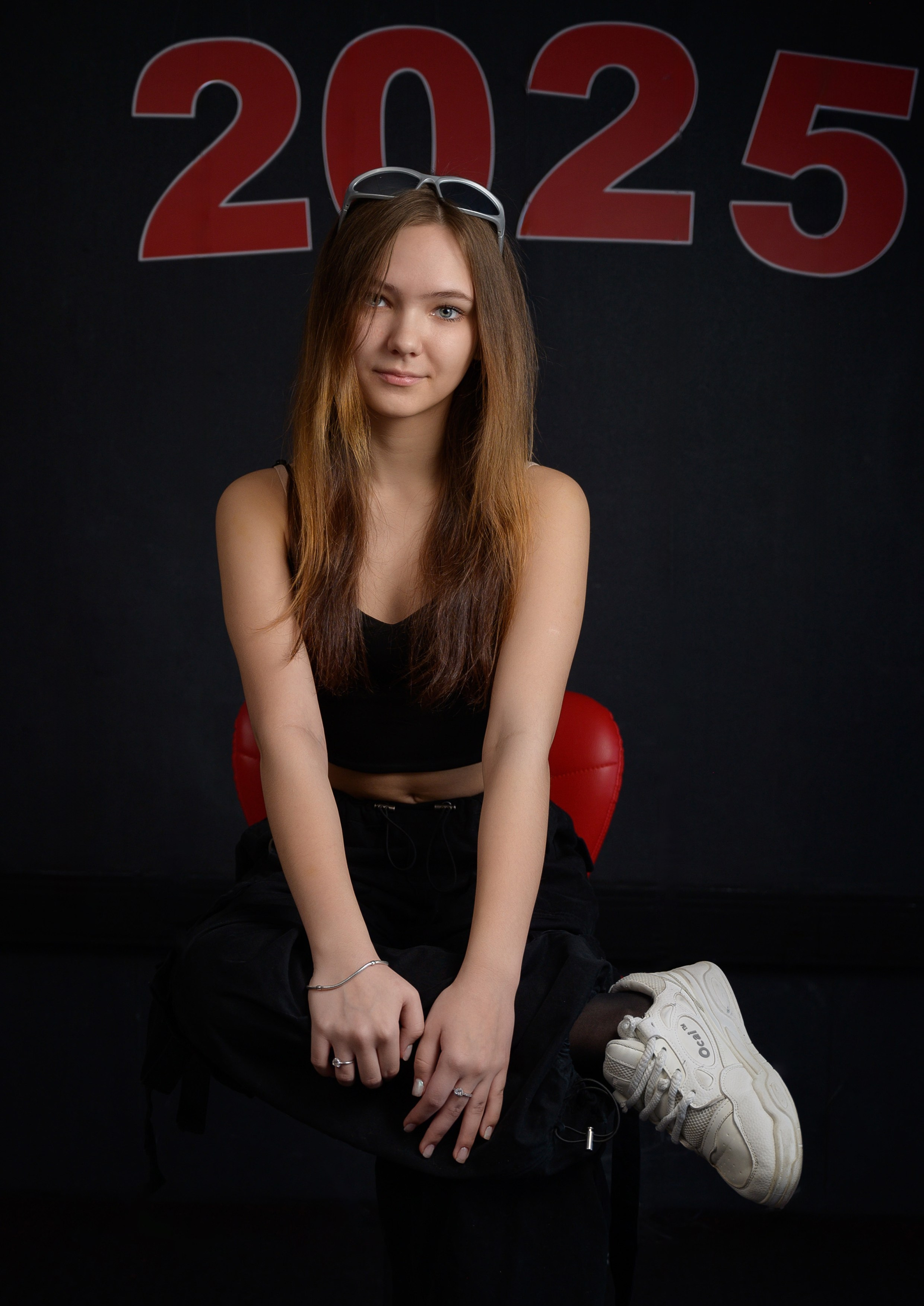 Фотографии старшеклассников для выпускных альбомов Нижневартовск | Портфолио. AR-t студия «Альбом+», г. Нижневартовск