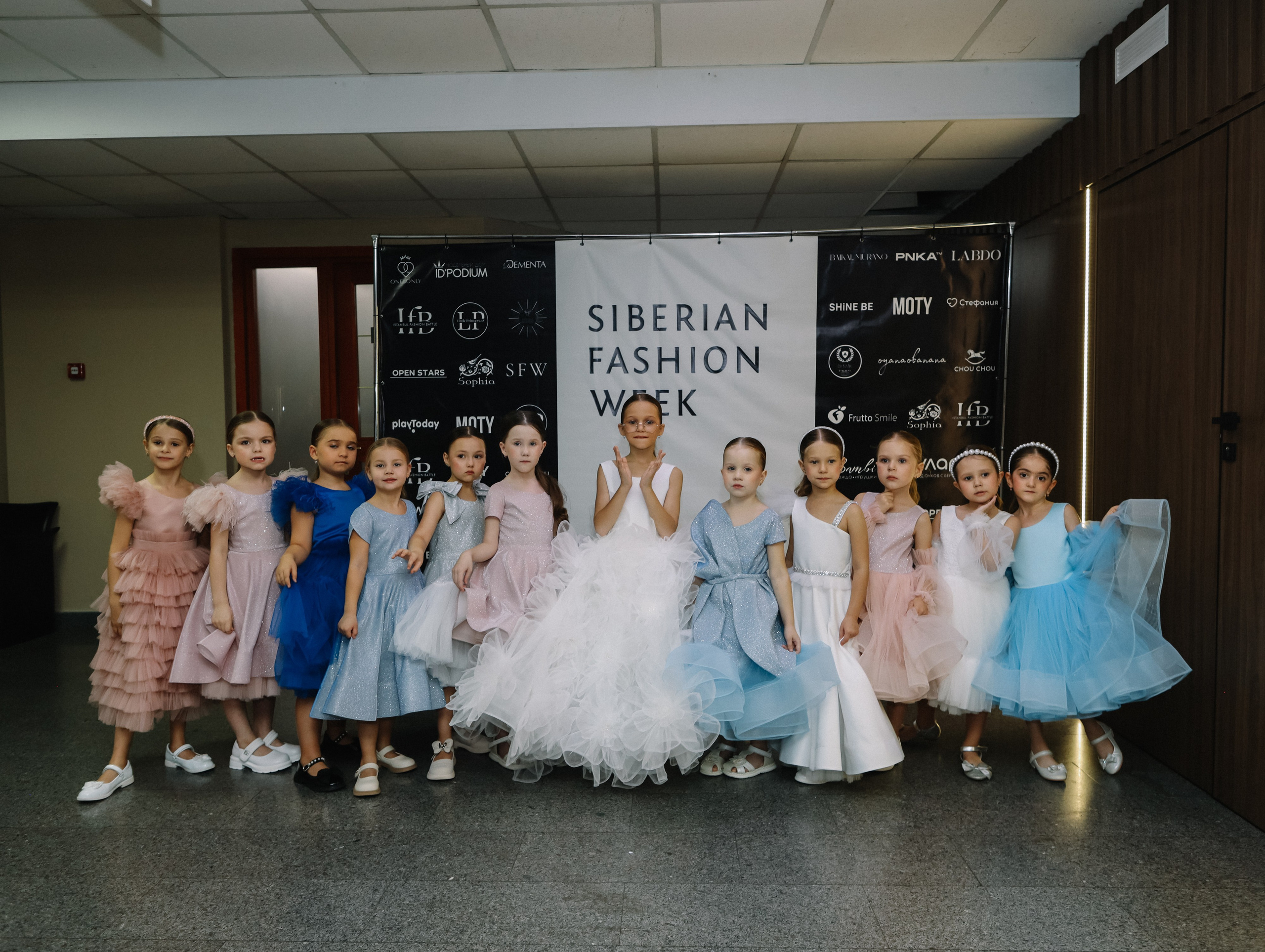 Участвуем в модном показе Сибири. Little_Princess.38