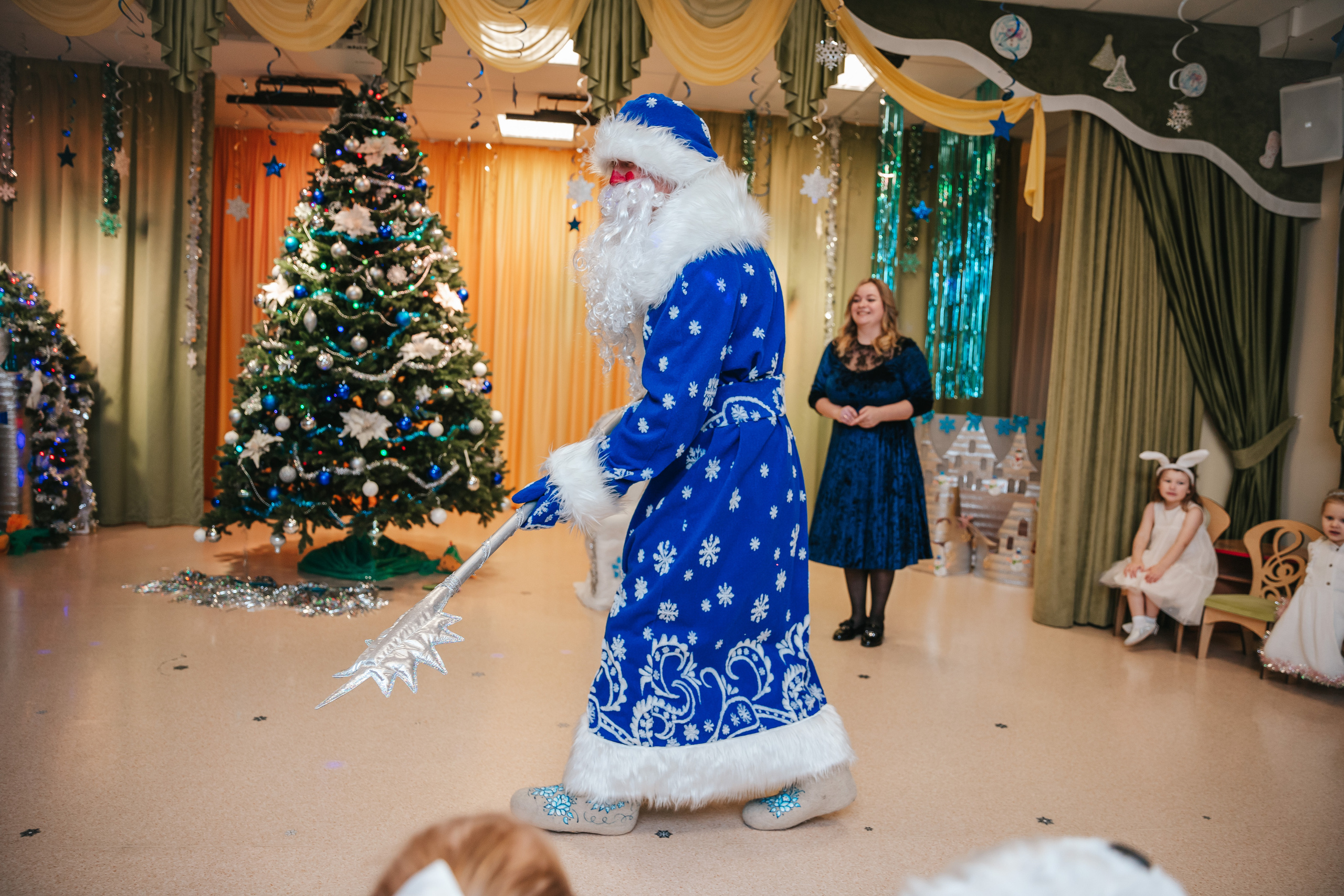 Детский утренник в младшей группе. Семейный lifestyle фотограф в Санкт-Петербурге Людмила Пахомова