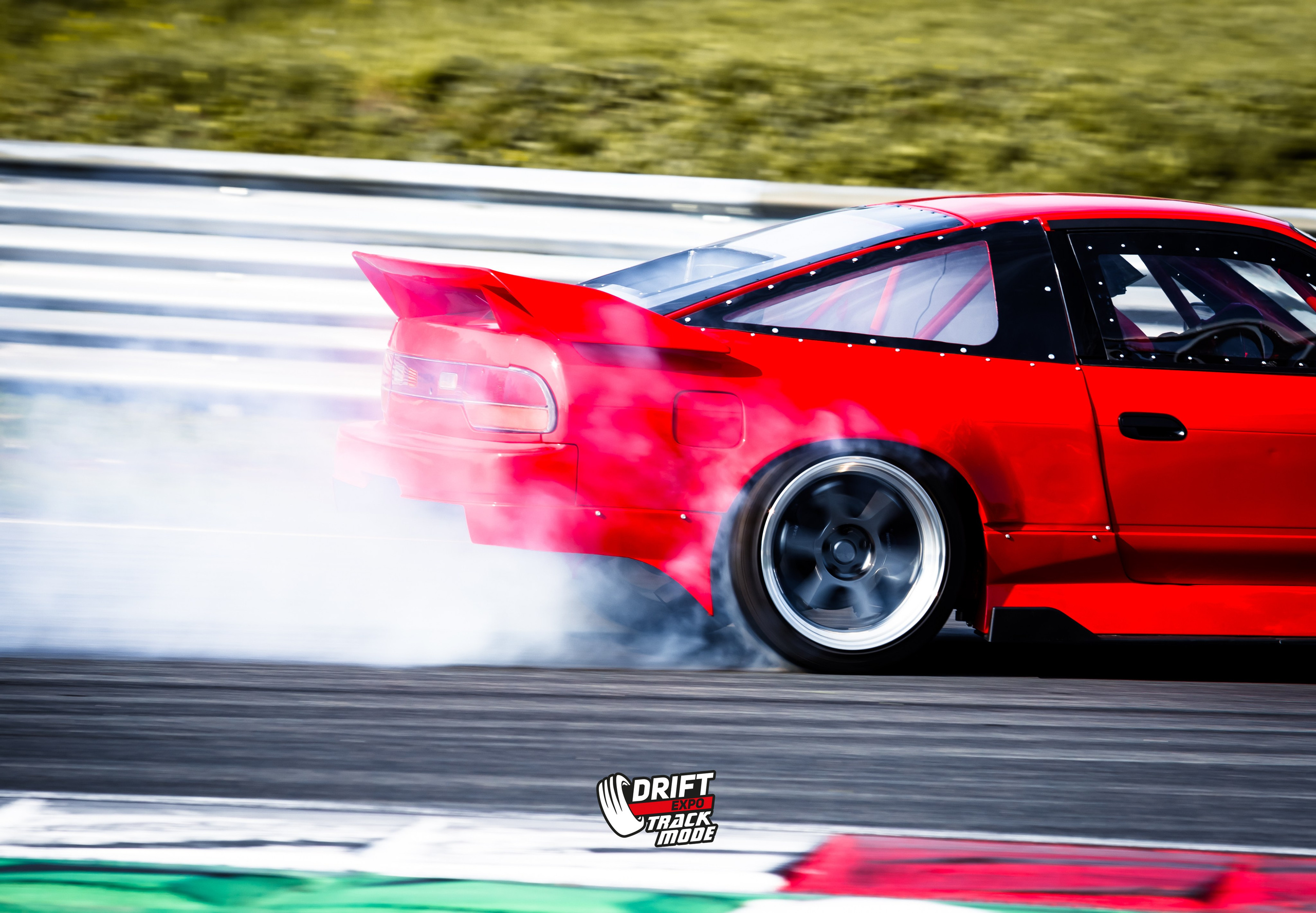 Репортажная, студийная, свадебная, автоспорт, коммерческая, фотосессия: Фотографы Николай и Елена DvoTar