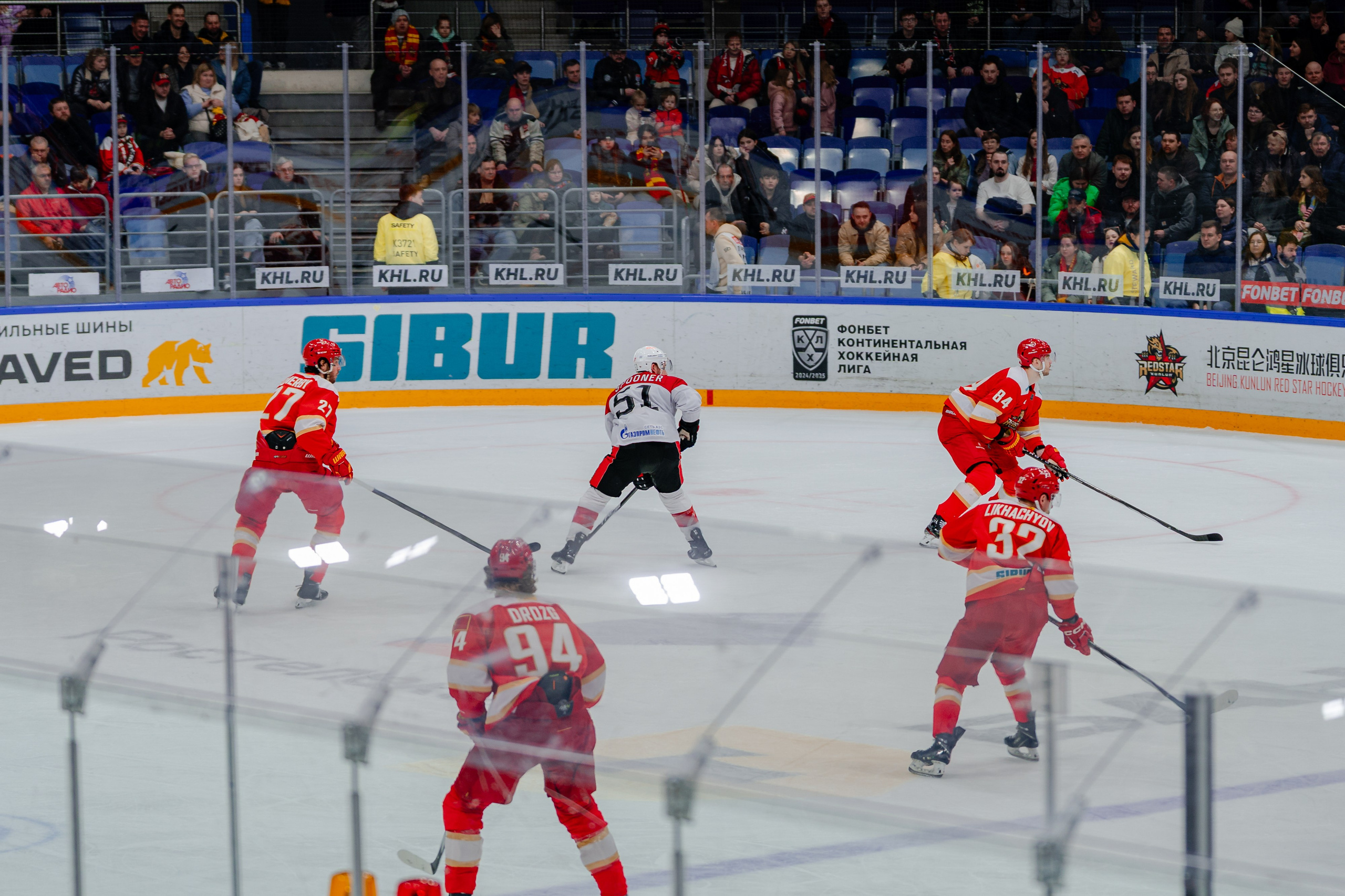 КХЛ КУНЬЛУНЬ РС — АВАНГАРД 22 МАРТА 2025. Репортажный фотограф в Москве Измалков Артем
