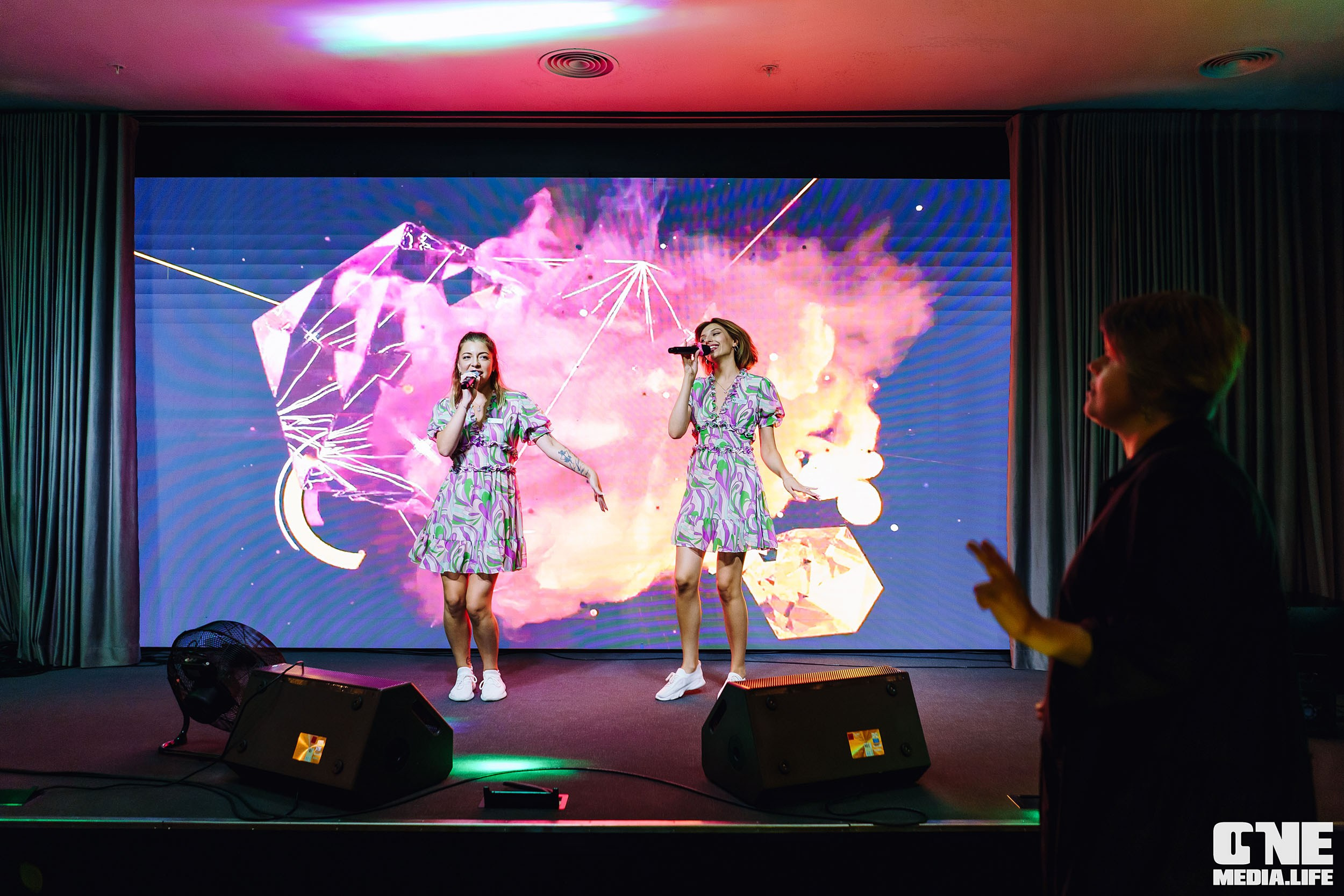 Фоторепортаж с вечеринки в ресторане Океан. One Media Life: фоторепортажи, фотоотчеты с мероприятий и заведений