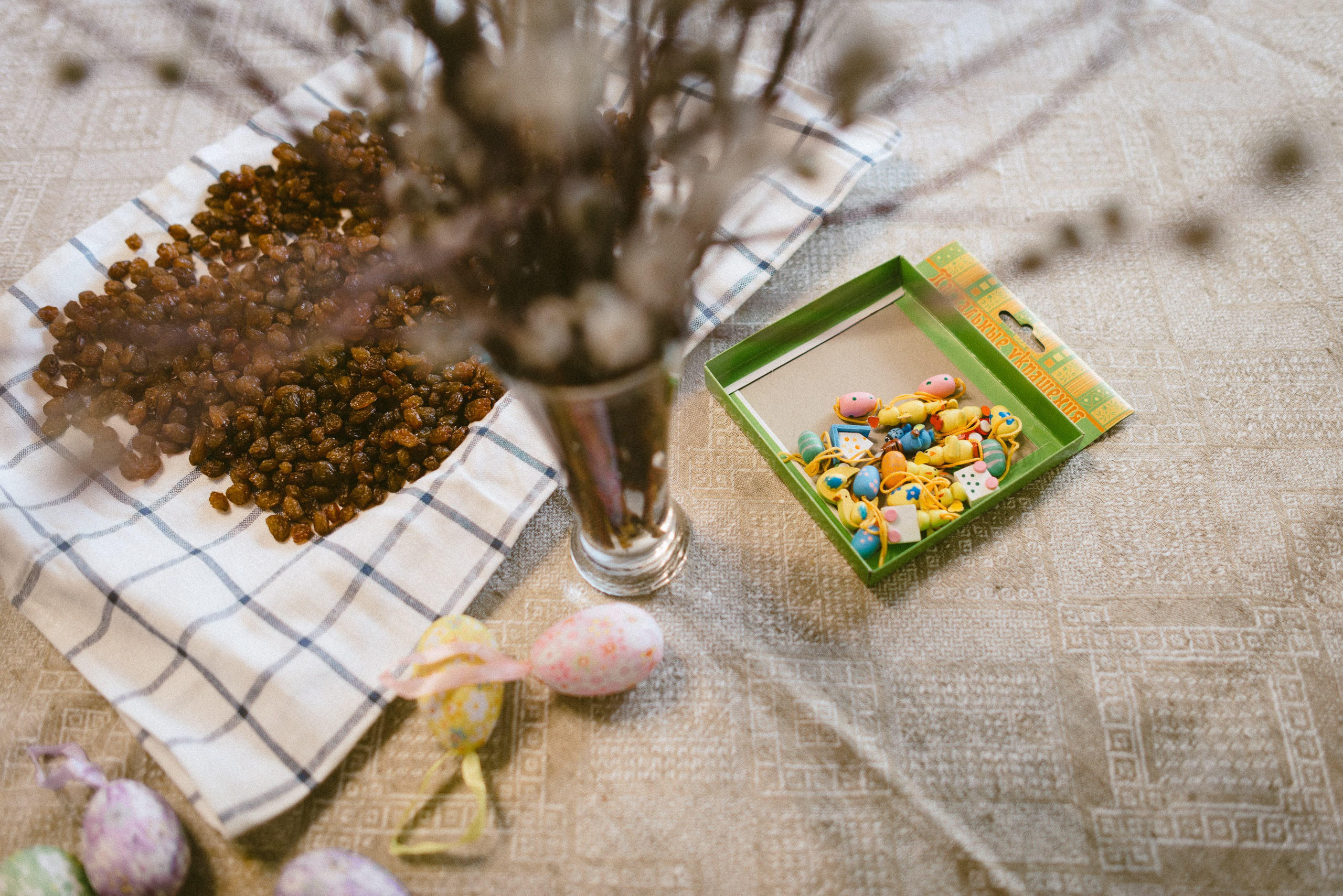 Василиса и её семья. Пасха. Семейный фотограф Старчиков Илья