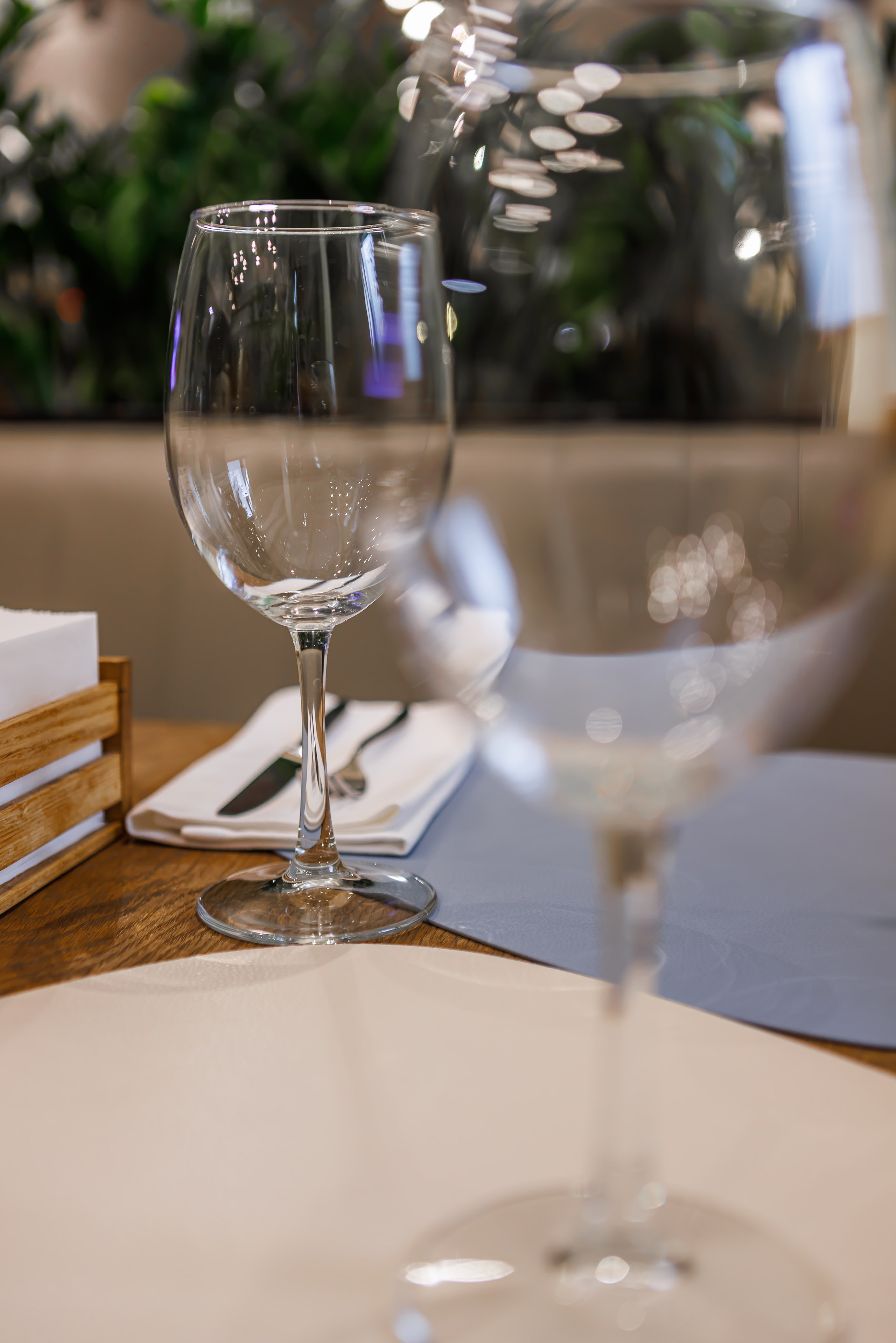 Интерьерная фотосъёмка кафе, ресторанов и баров в Москве. Интерьерный фотограф Дмитрий Медведев. Фуд-фотограф в Москве Дмитрий Медведев. Фуд-фото и контент для ресторанов, кафе и баров