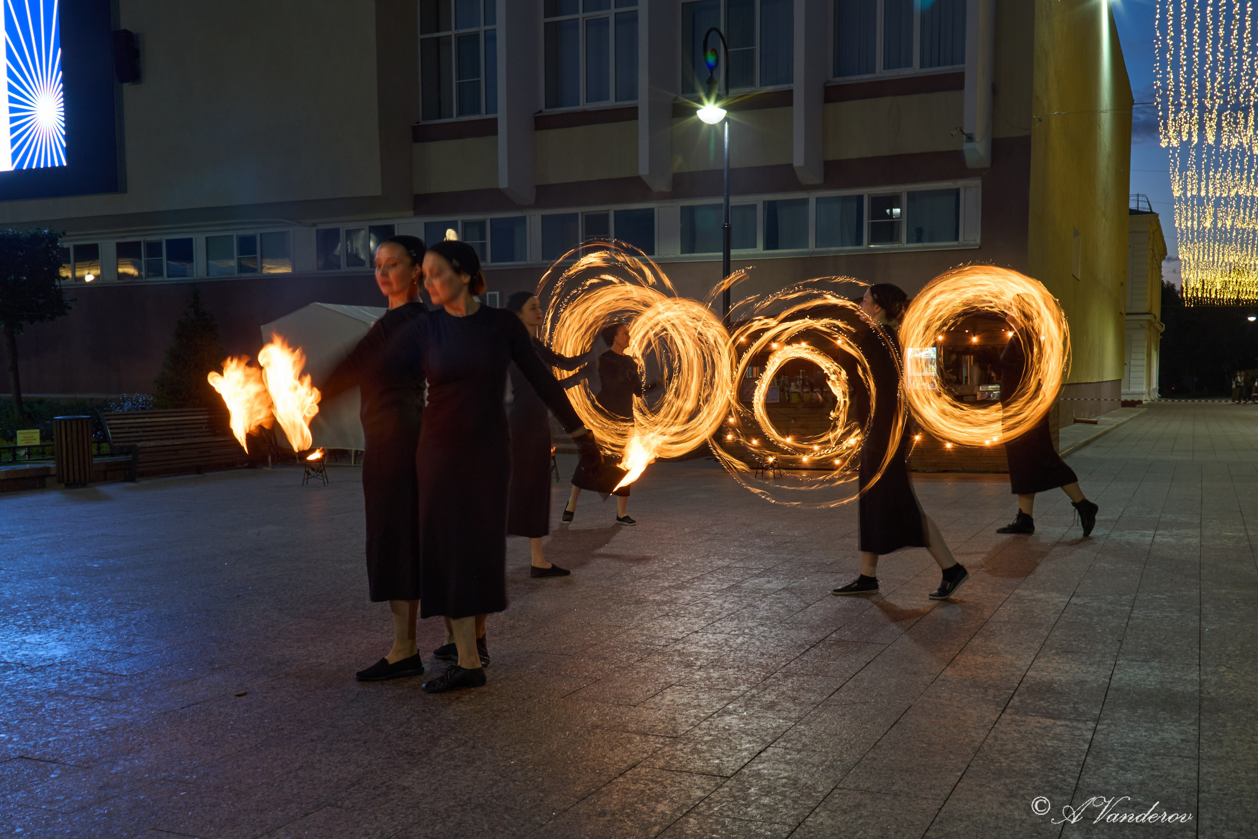 Огненное шоу день города Омск. Фотограф Омск | Александр Вандеров