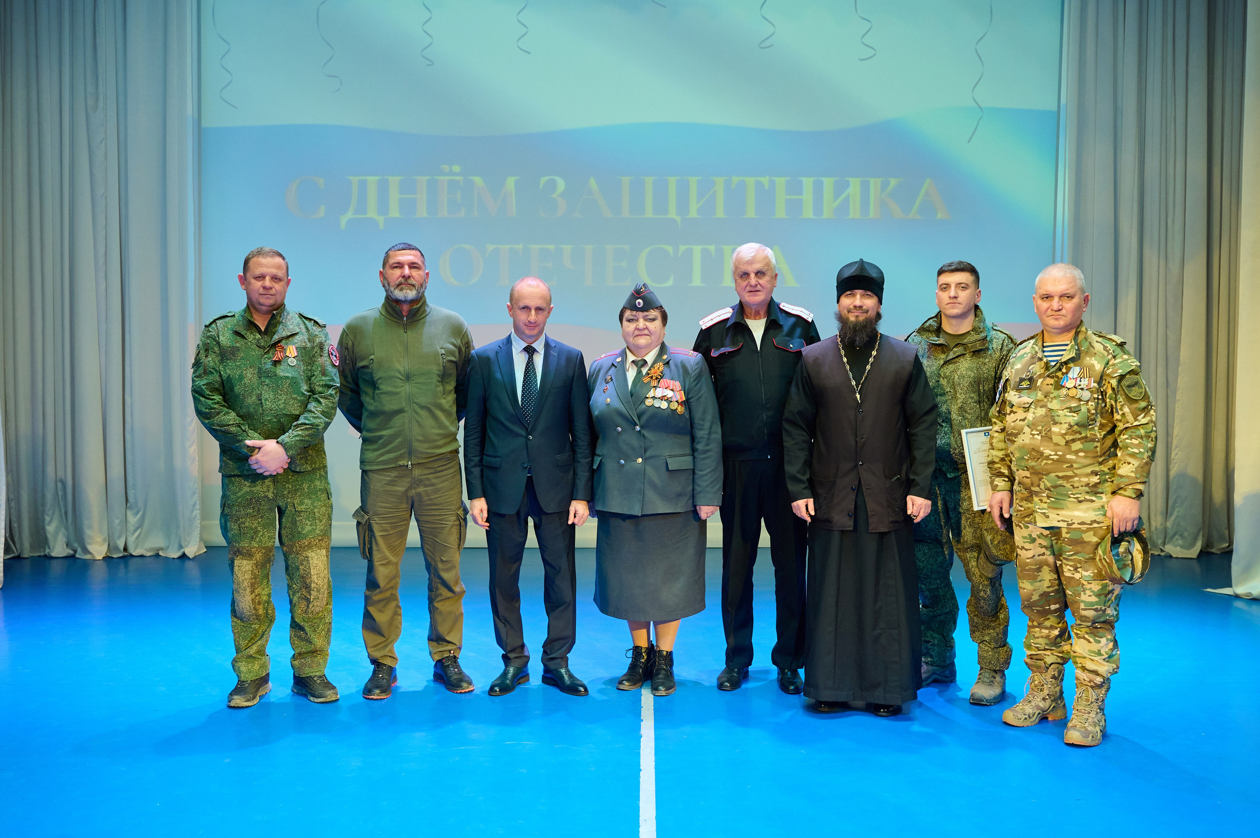 Дк Марьина Роща 23 февраля. Жизнь курорта Кабардинка в фотографиях